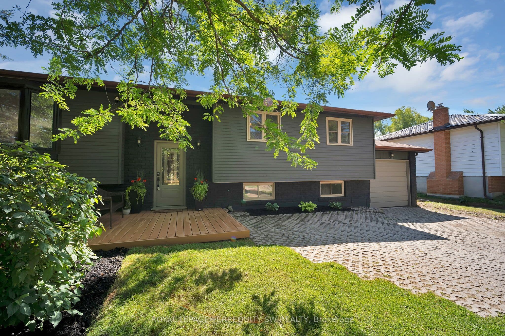 2249 Willard Avenue photo 1