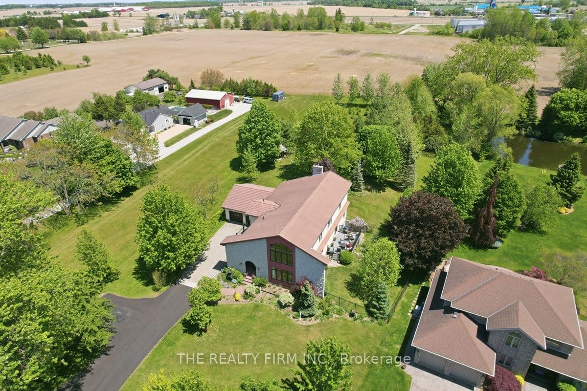 15 Beechwood Avenue photo 1