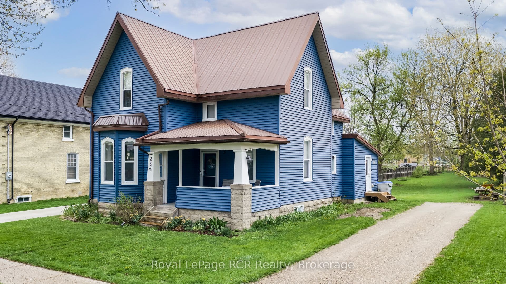 236 Andrew Street photo 1