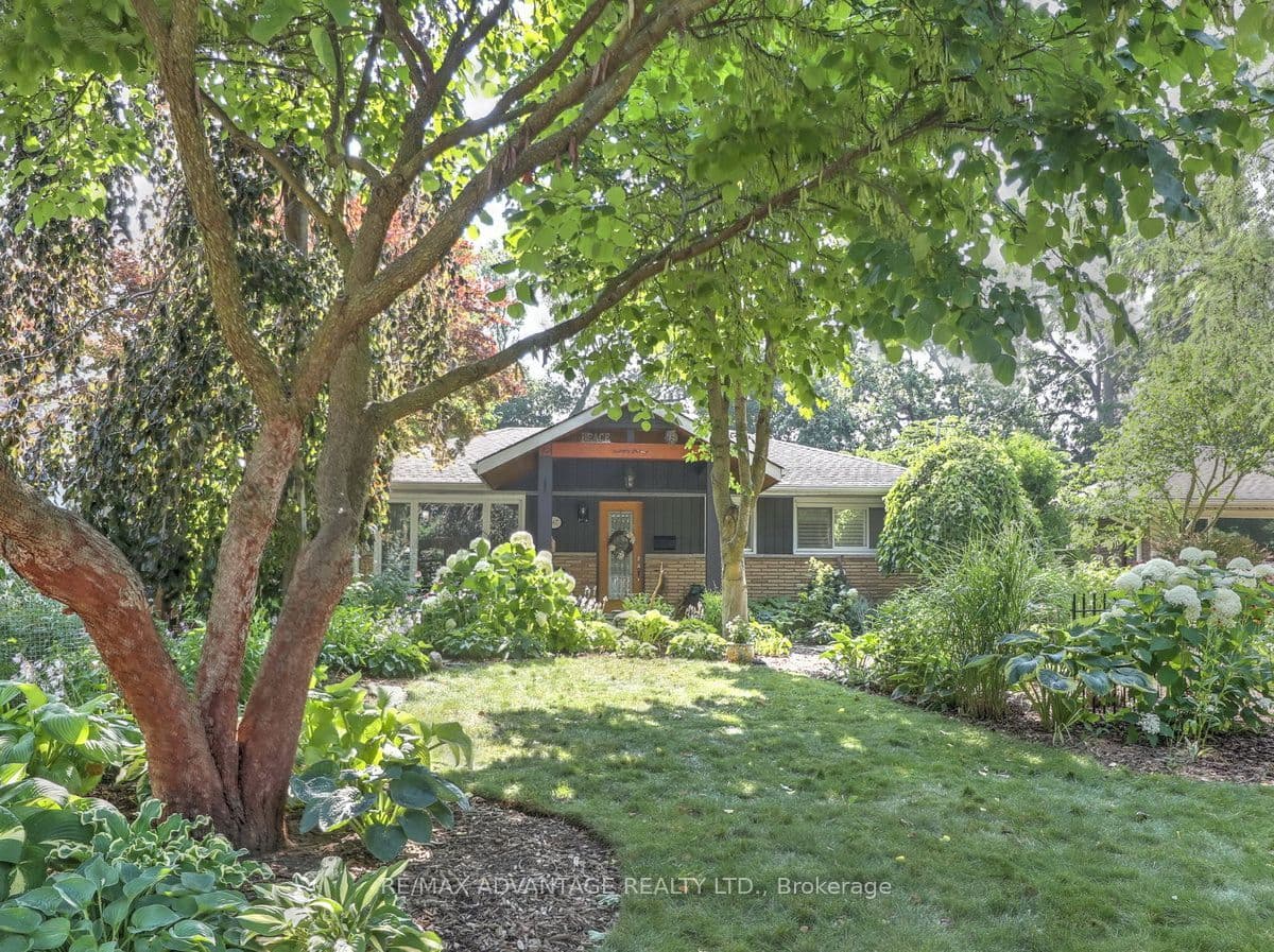 467 Jellicoe Crescent photo 1