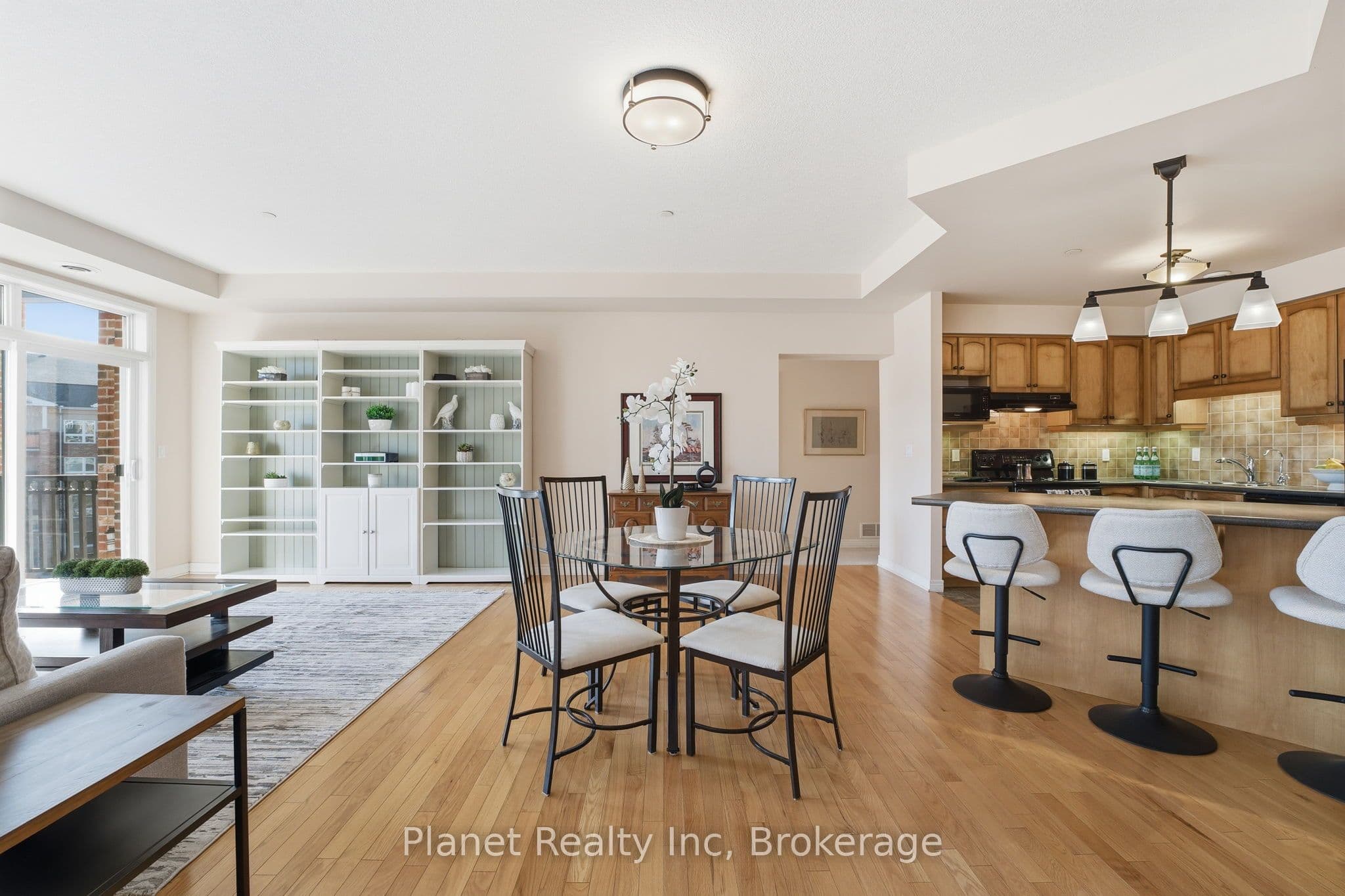 Unit 301 65 Bayberry Drive photo 1