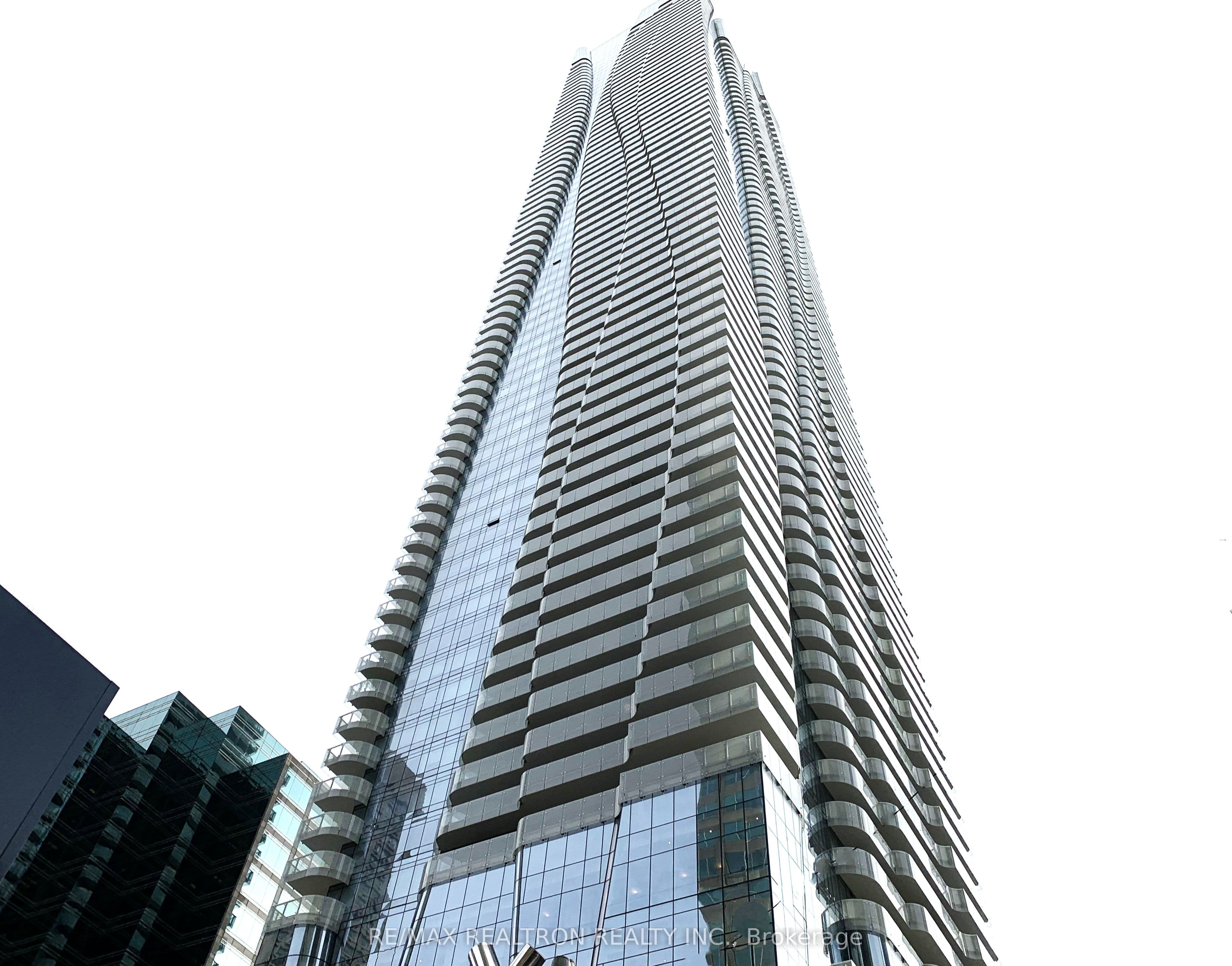 Unit 1207 1 Bloor Street photo 1
