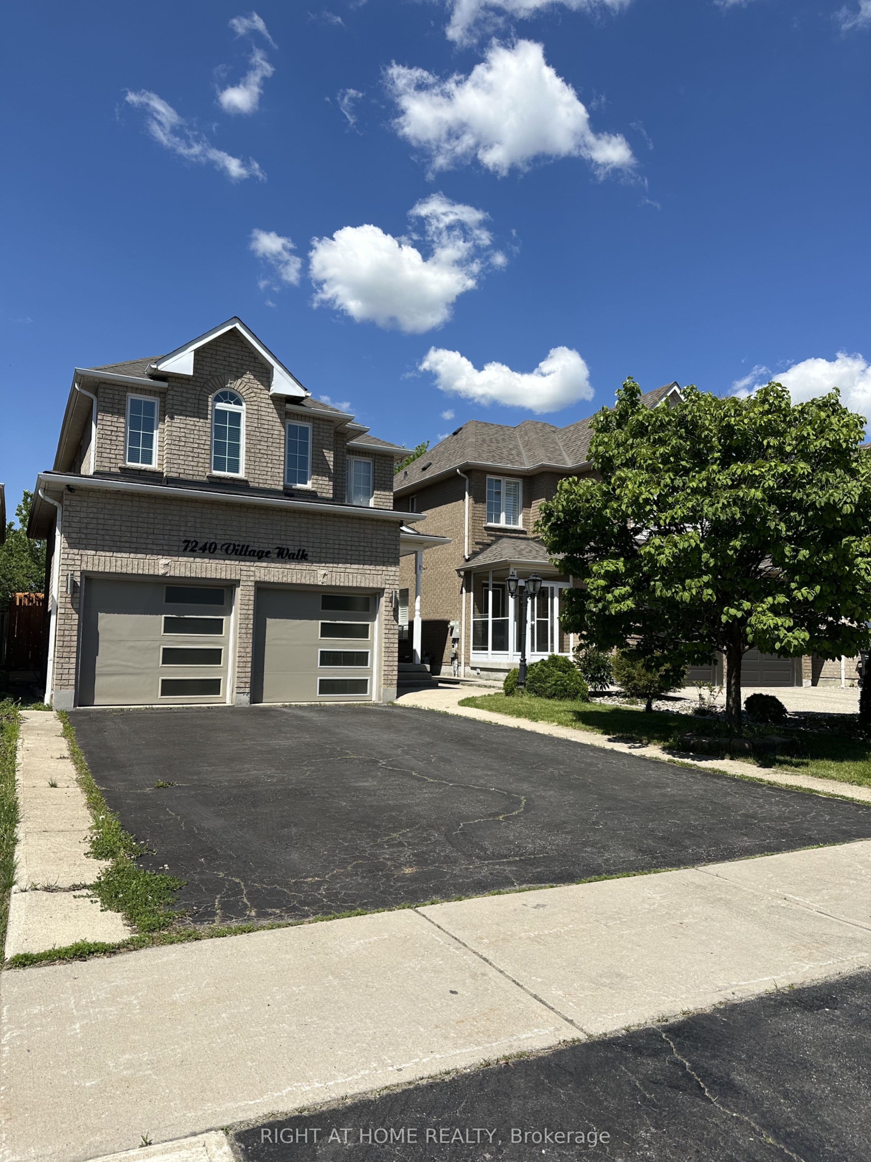 7240 Village Walk photo 1