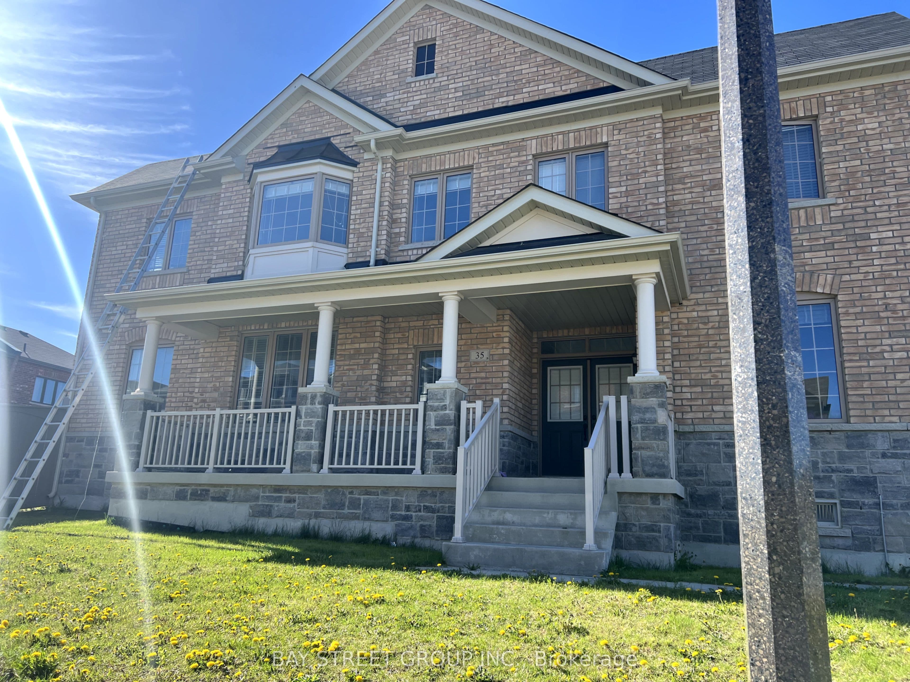 35 Brownsberger Road photo 1