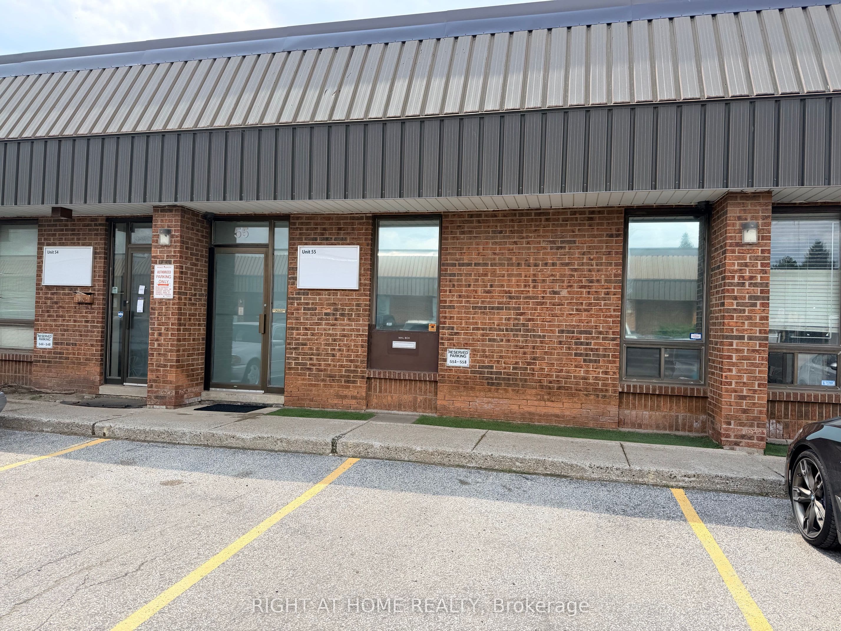 Unit 55 101 Toro Road photo 1