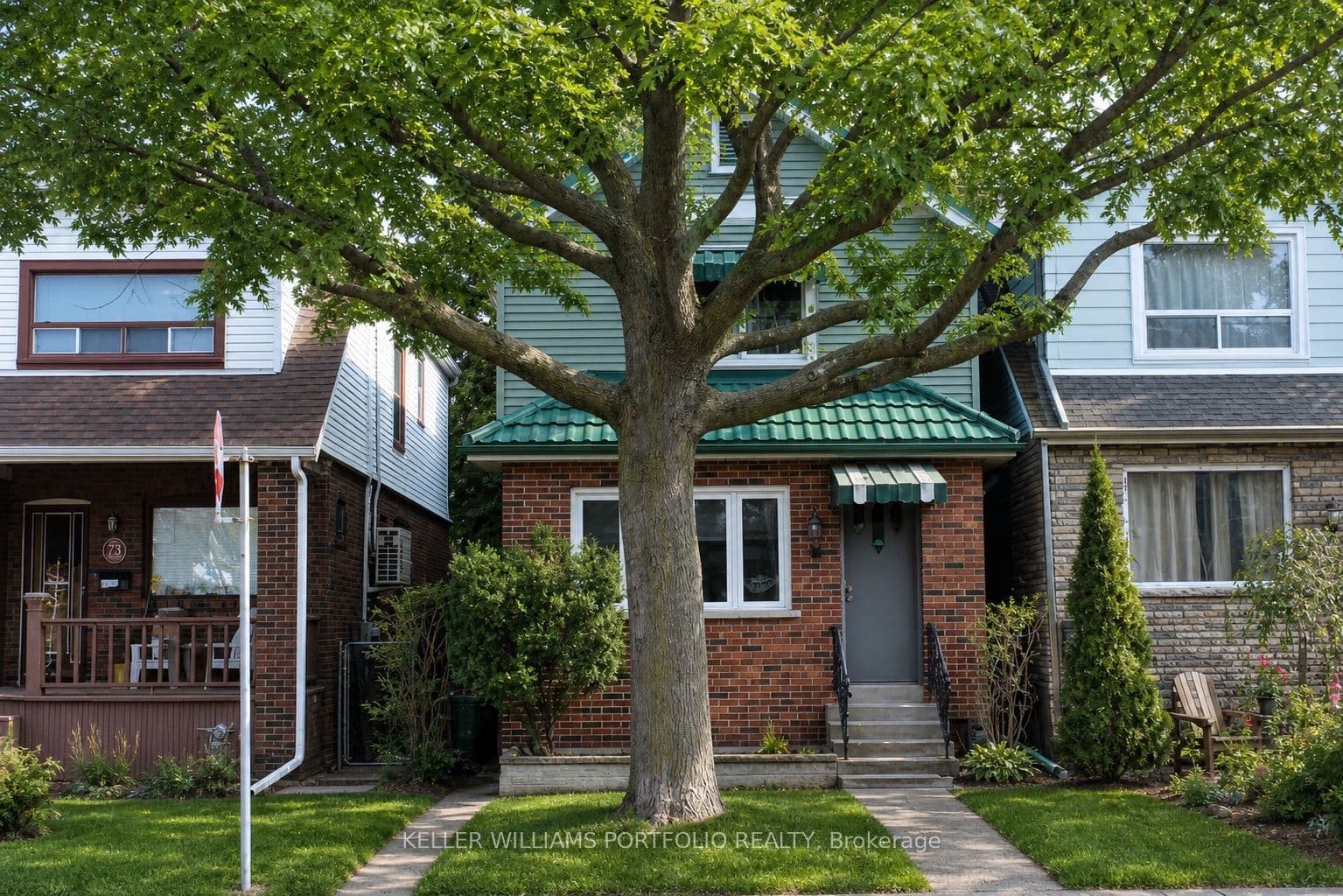 71 Chisholm Avenue photo 1