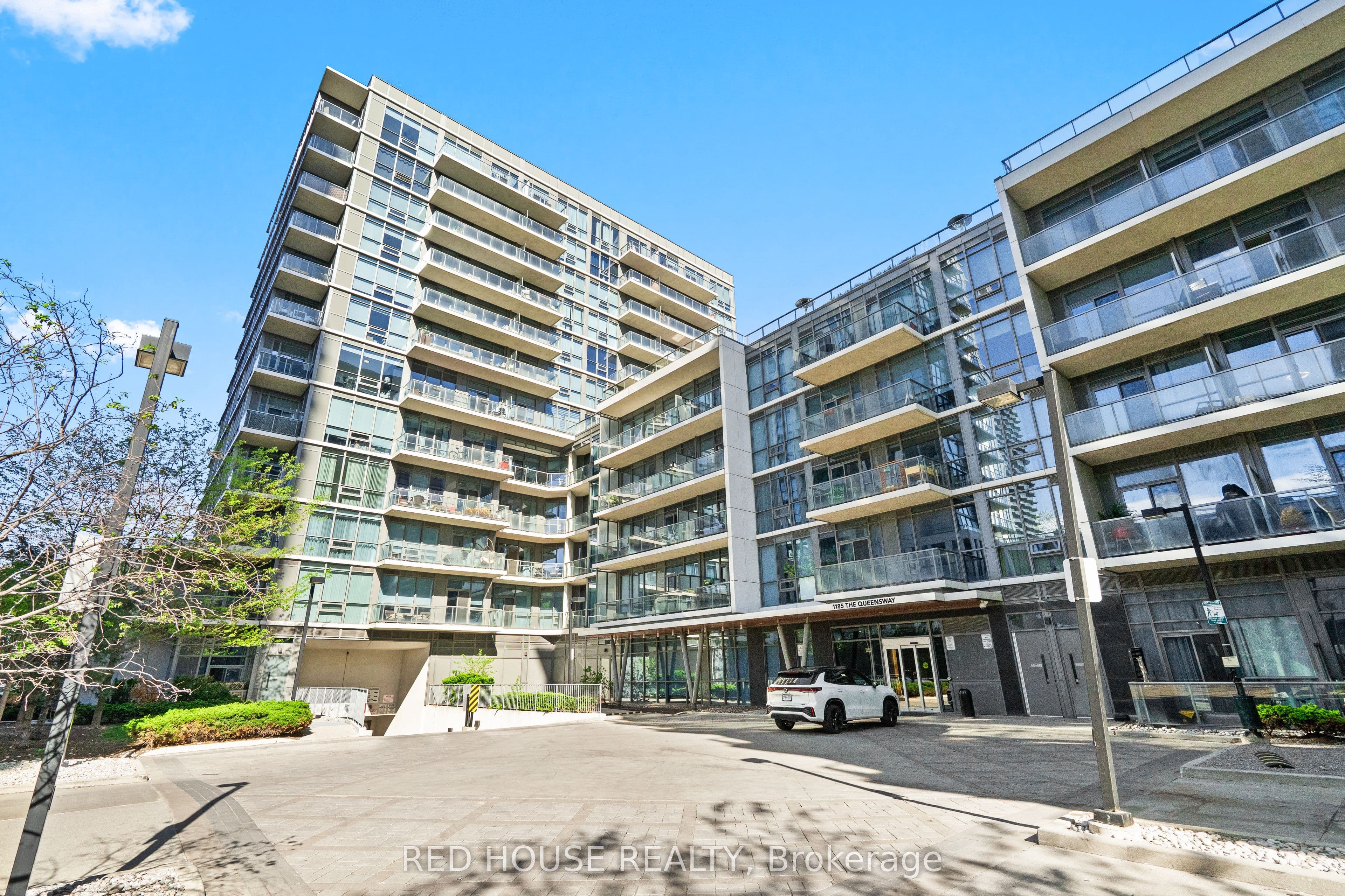Unit 603 1185 The Queensway N/A photo 1