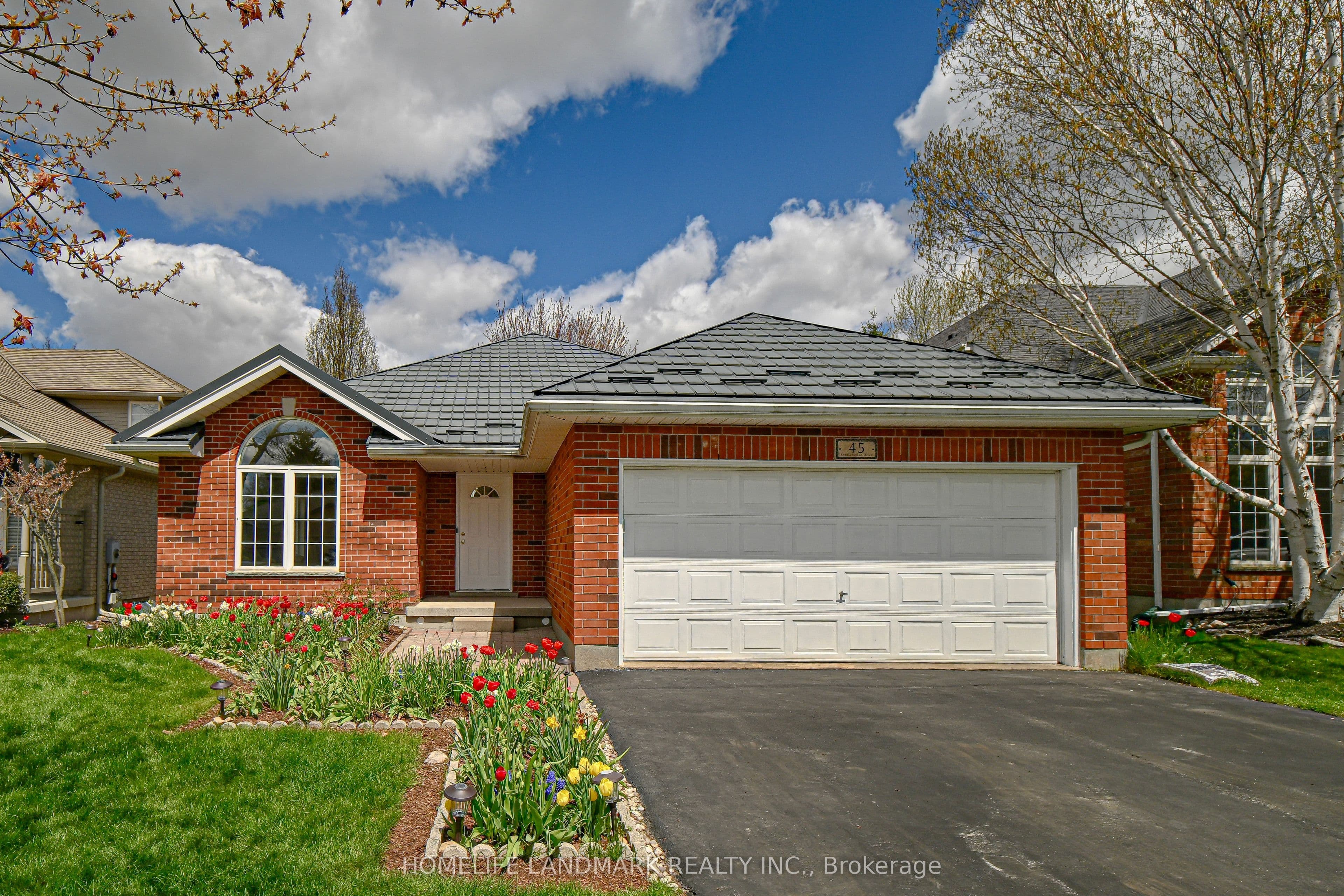 45 Pheasant Run Drive photo 1