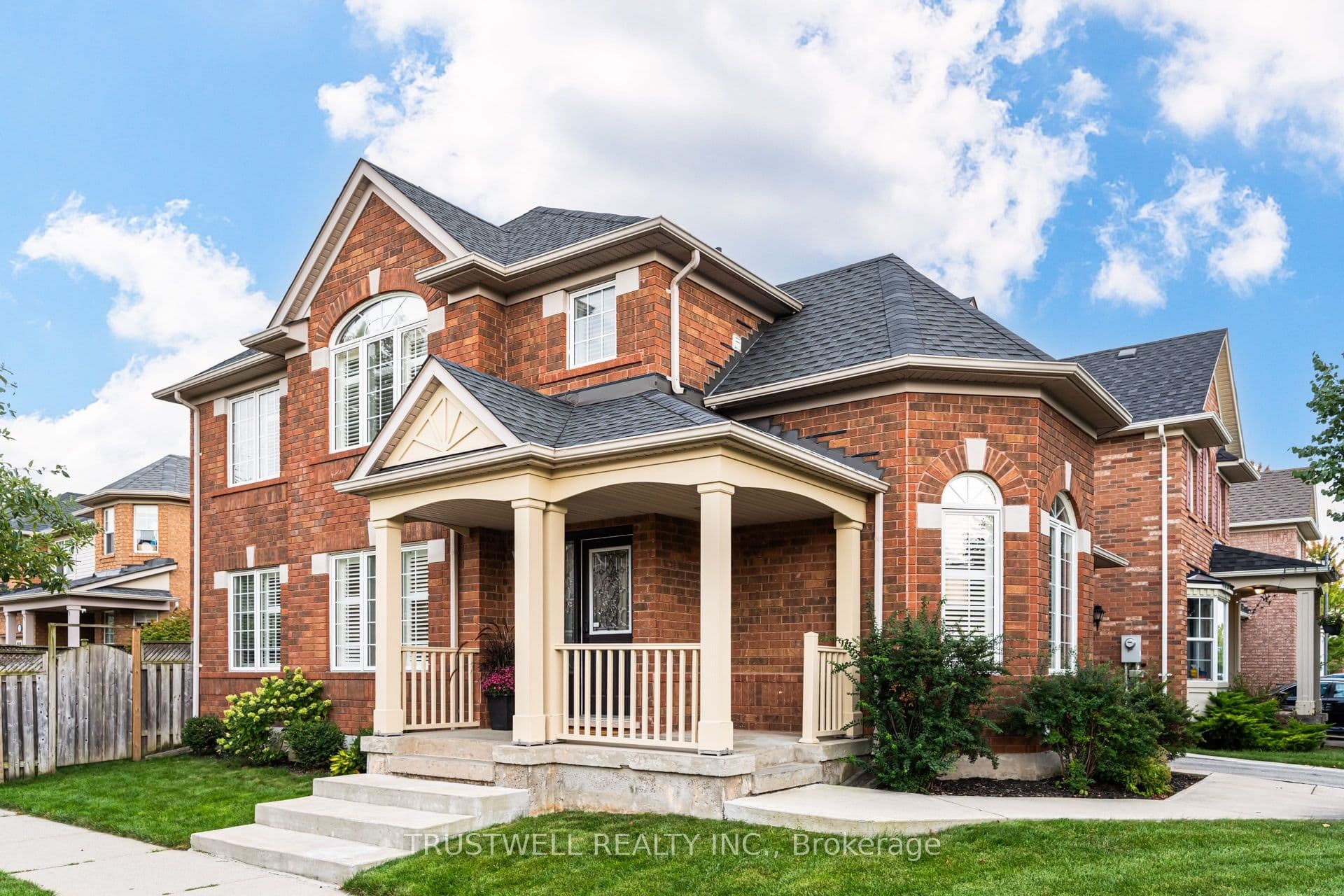 687 Irving Terrace photo 1