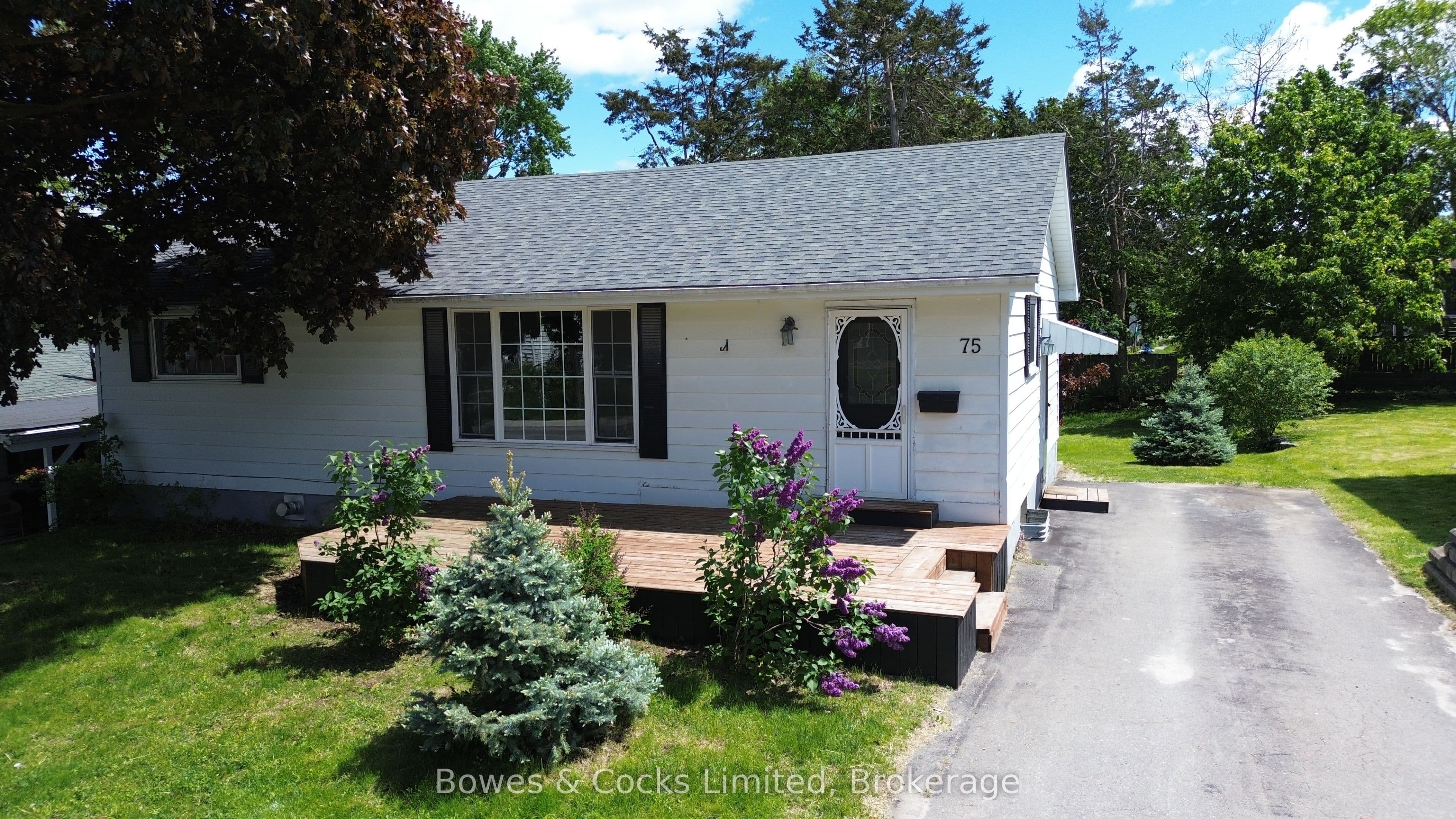 75 North Park Gardens photo 1