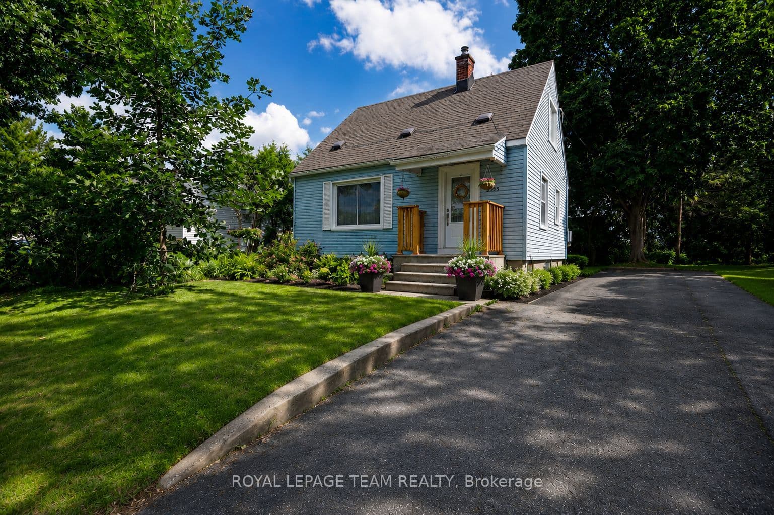 283 Anna Avenue photo 1