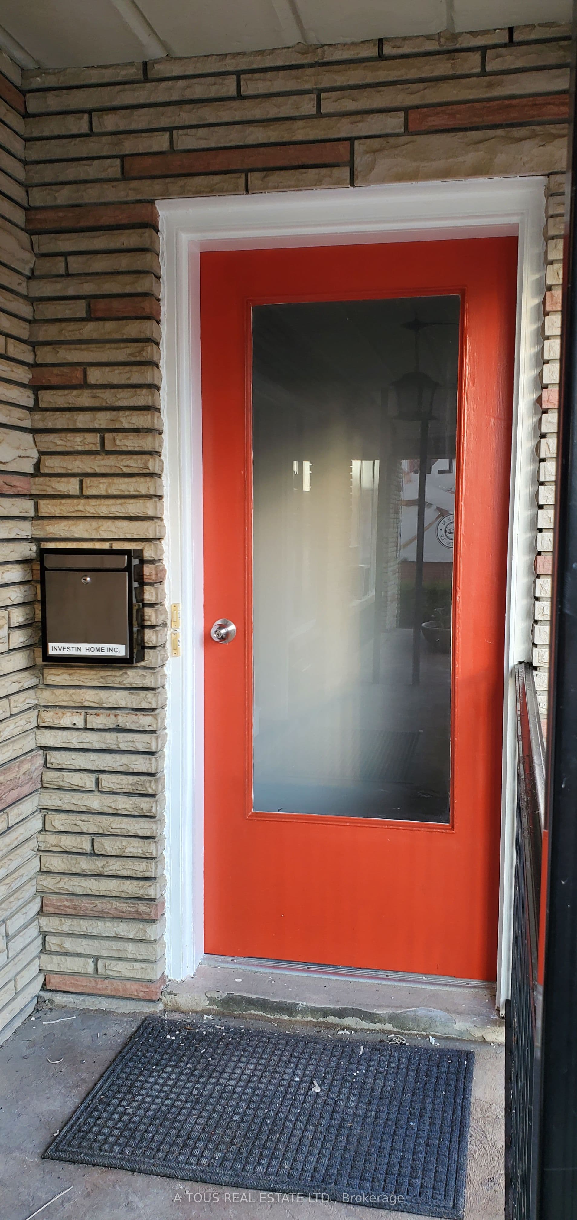 Unit 1 205 Queen Street photo 1