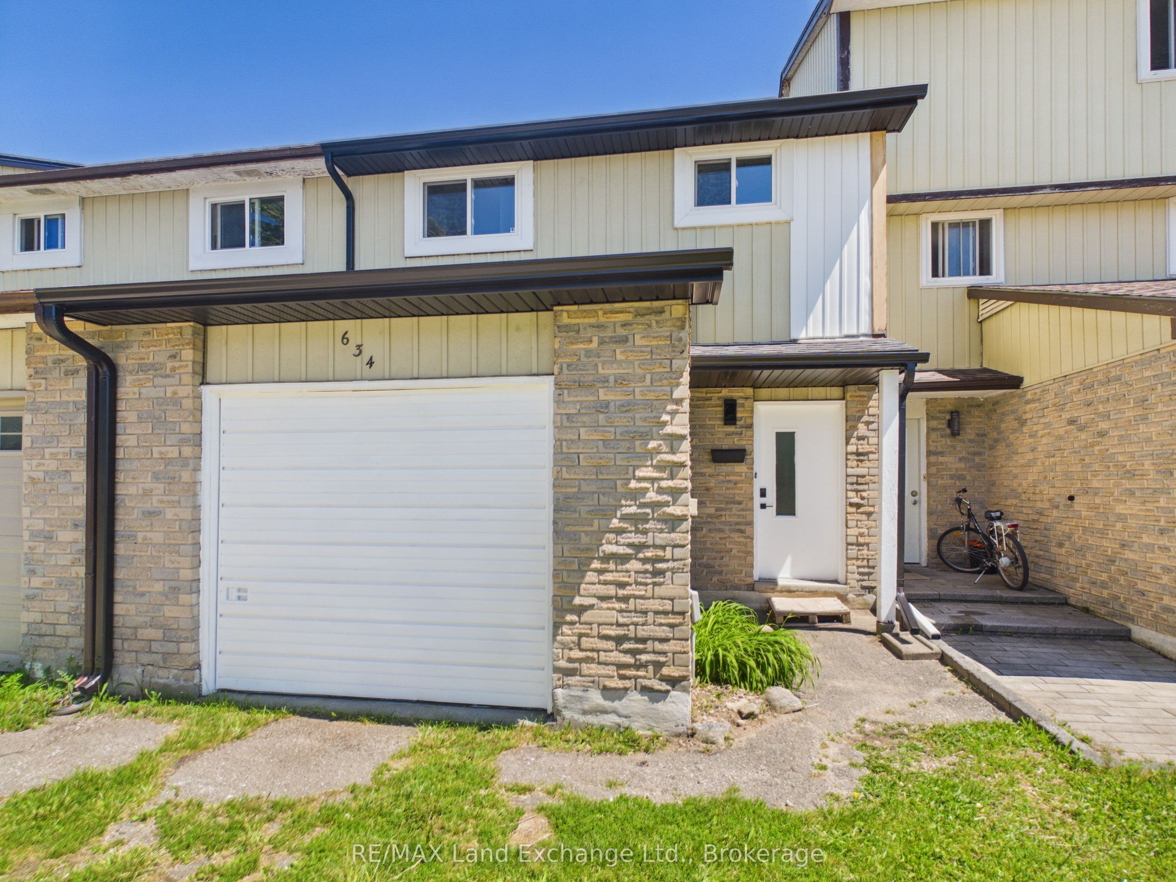 634 Hunter Street photo 1