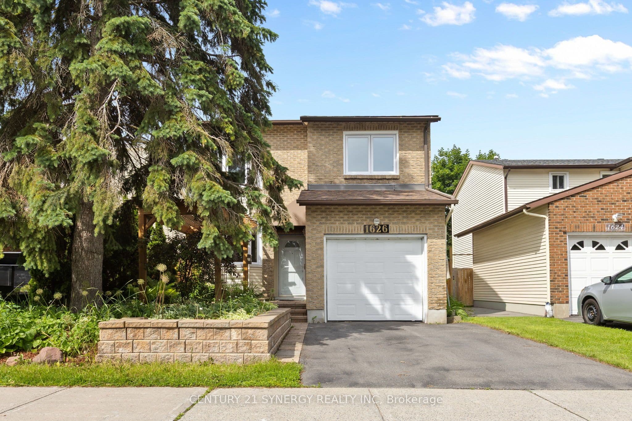 1626 Prestwick Drive photo 1