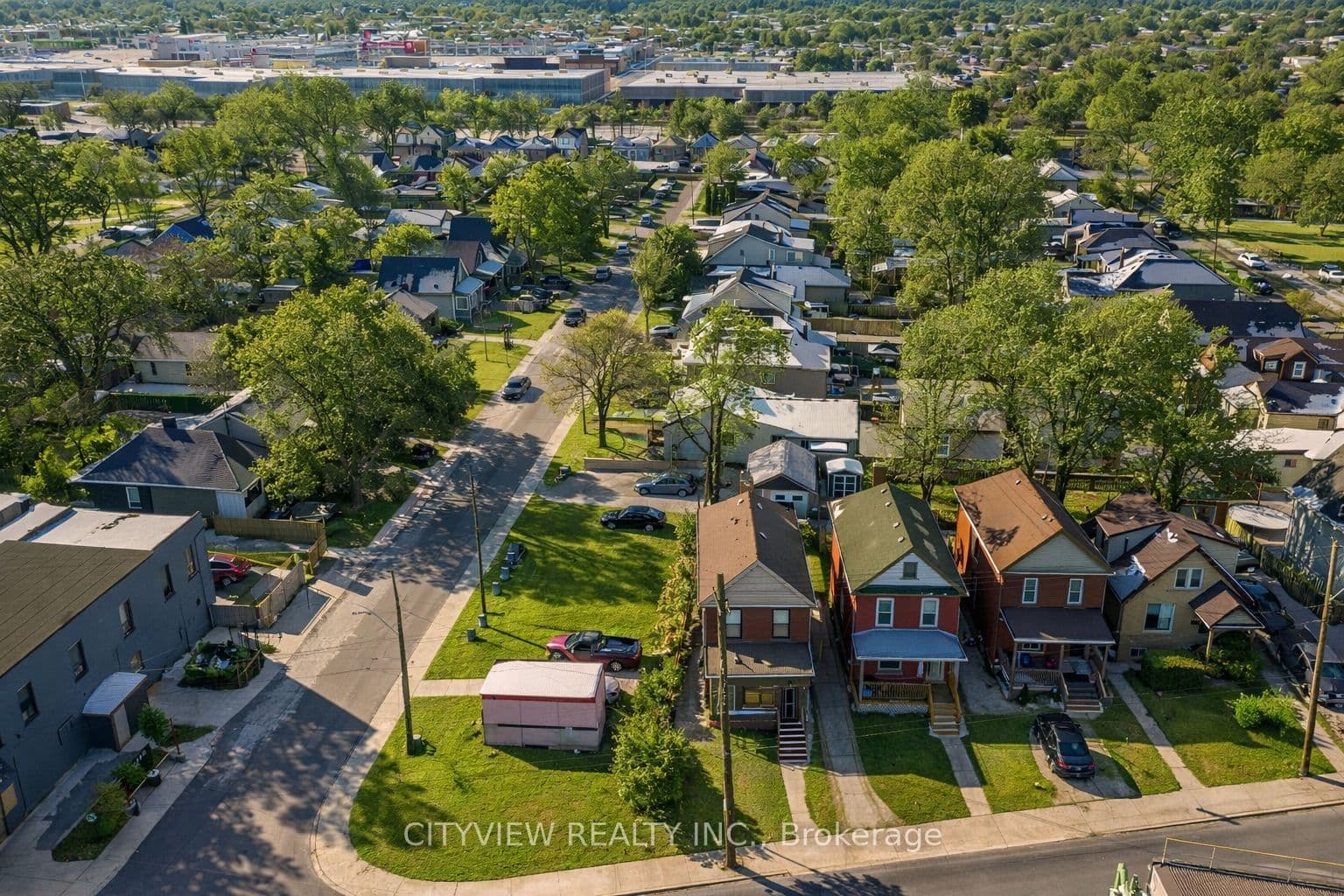 382 Beach Road photo 1
