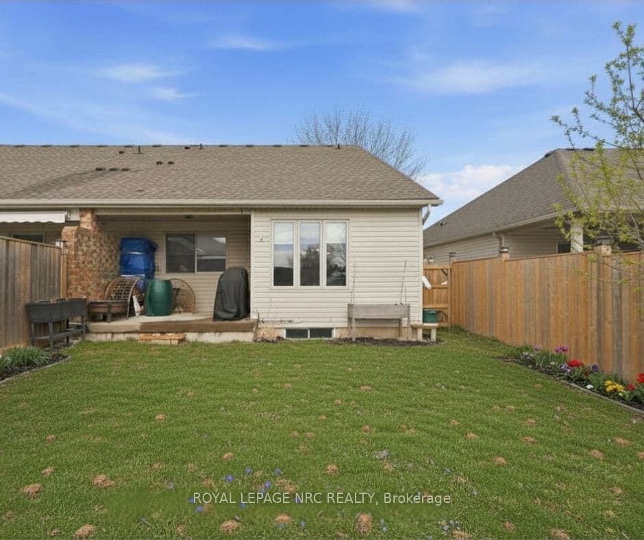 3945 Village Creek Drive photo 1