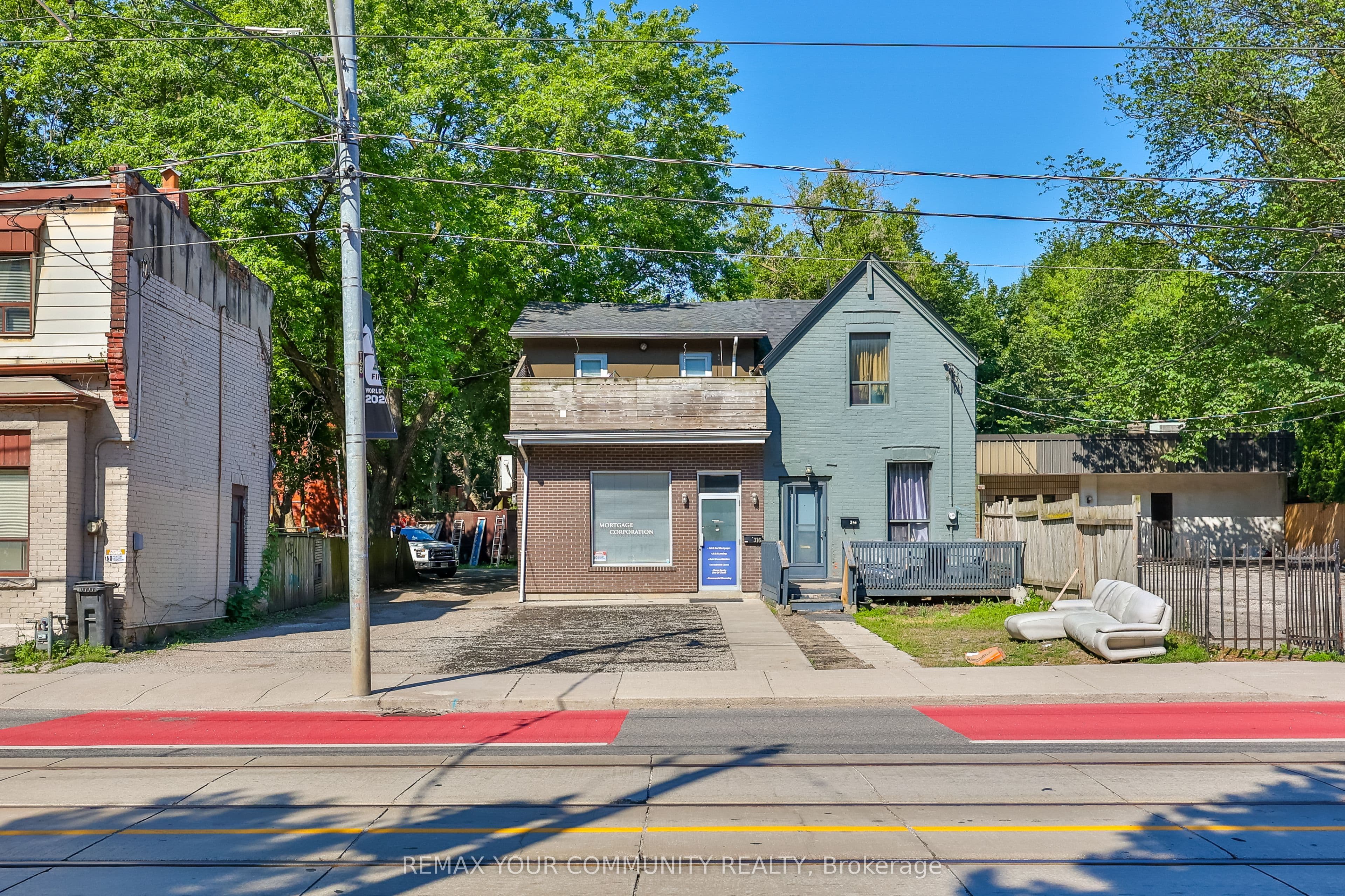 316 Dufferin Street photo 1