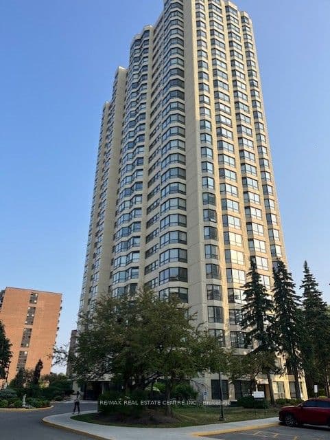 Unit 407 8 Lisa Street photo 1