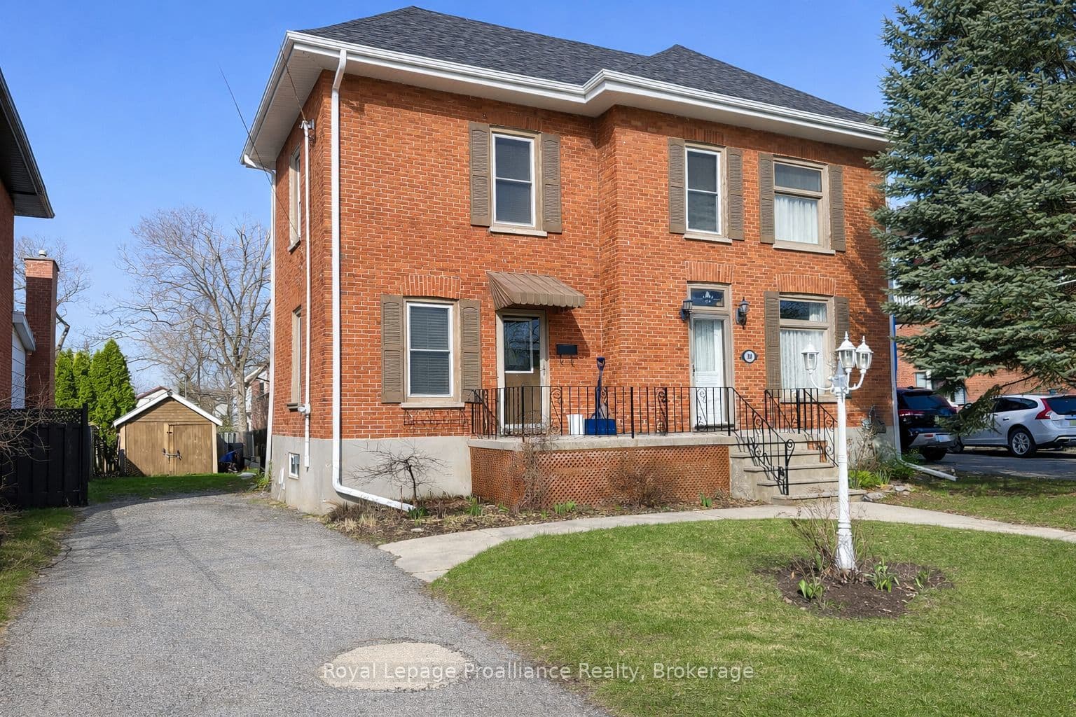 308 Bleecker Avenue photo 1