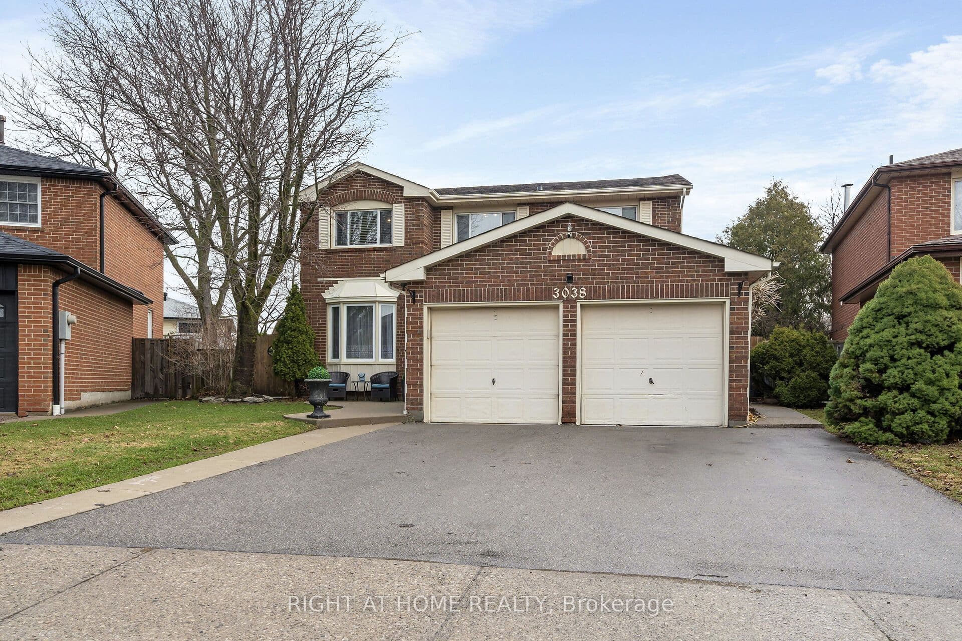 3038 Hillis Court photo 1