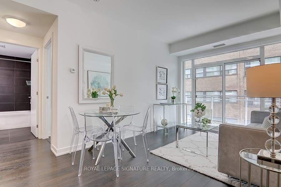 Unit 318 223 St Clair Avenue photo 1
