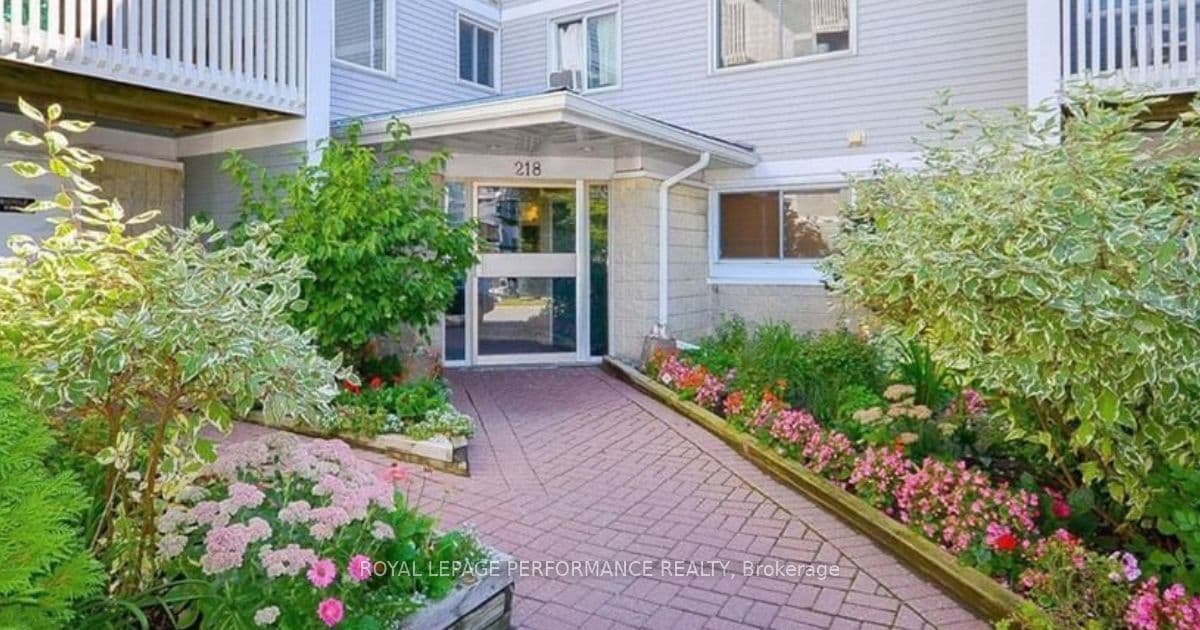 Unit 115 218 Viewmount Drive photo 1