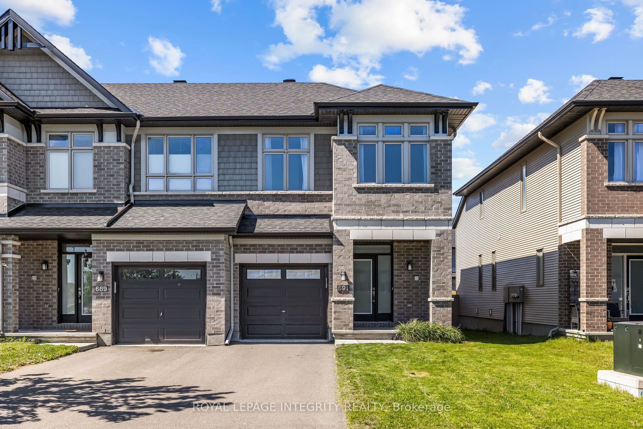 691 Capricorn Circle photo 1