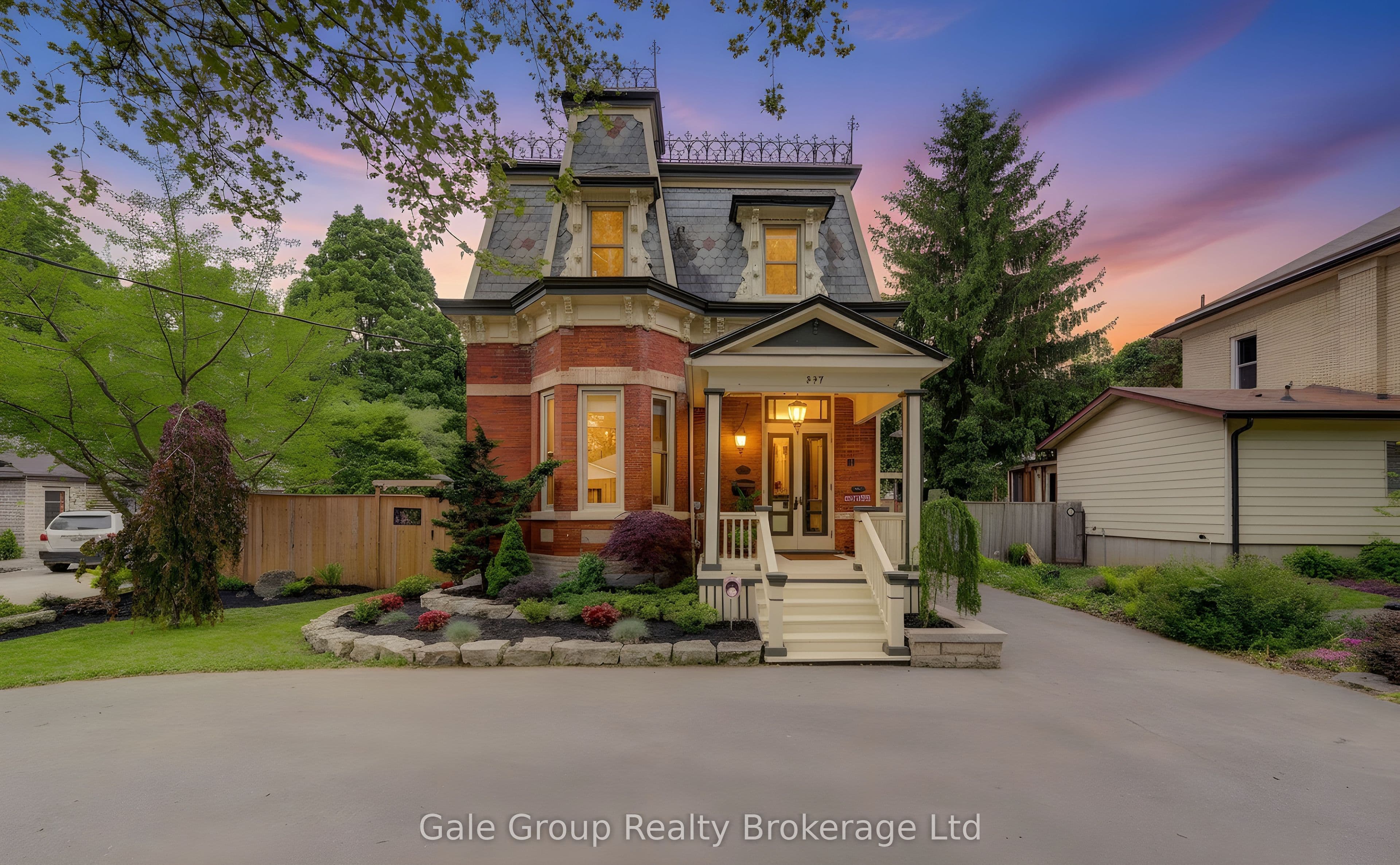 257 Light Street photo 1