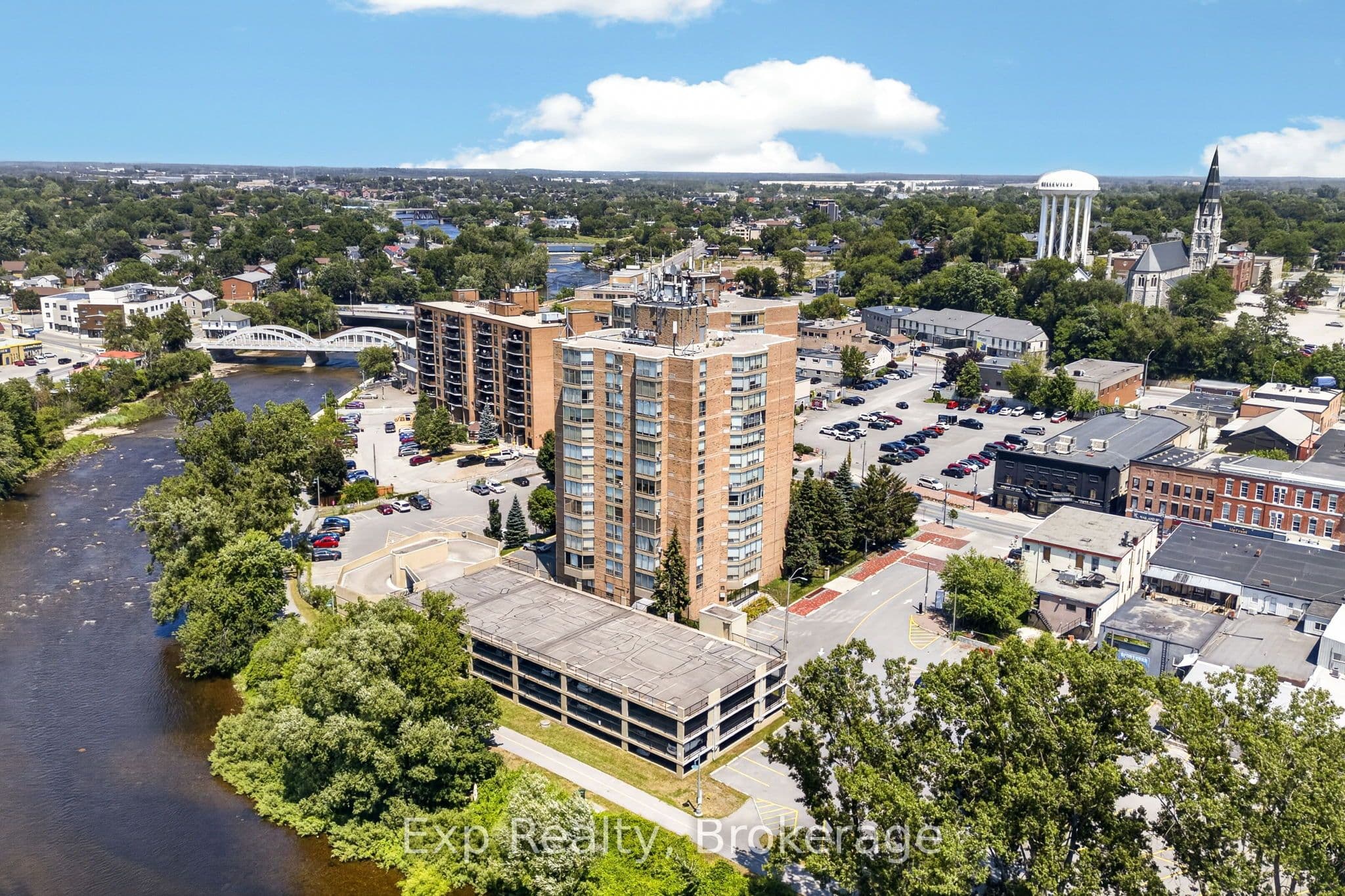 Unit 305 344 Front Street photo 1