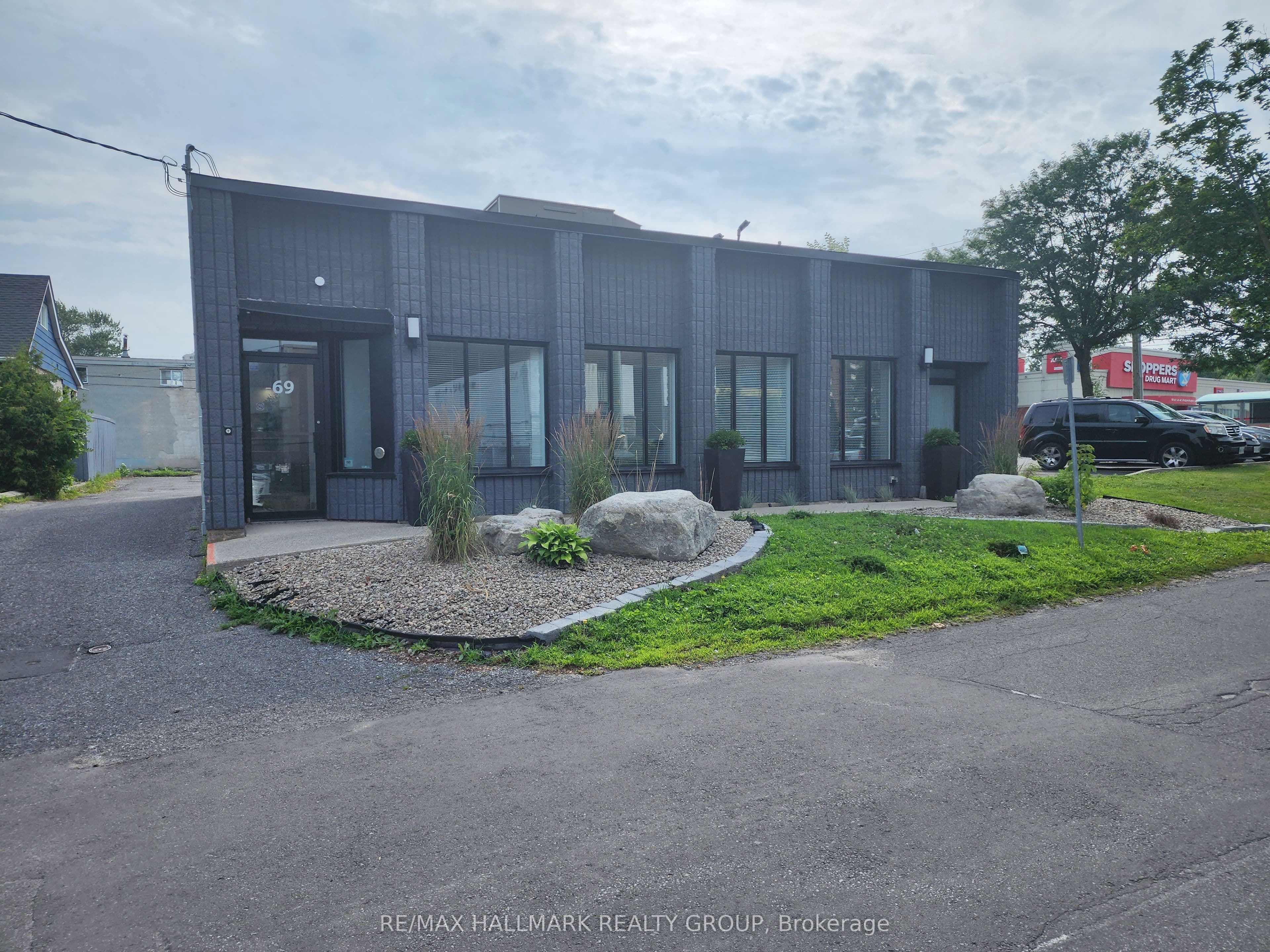 Unit 7 69 Kempster Avenue photo 1