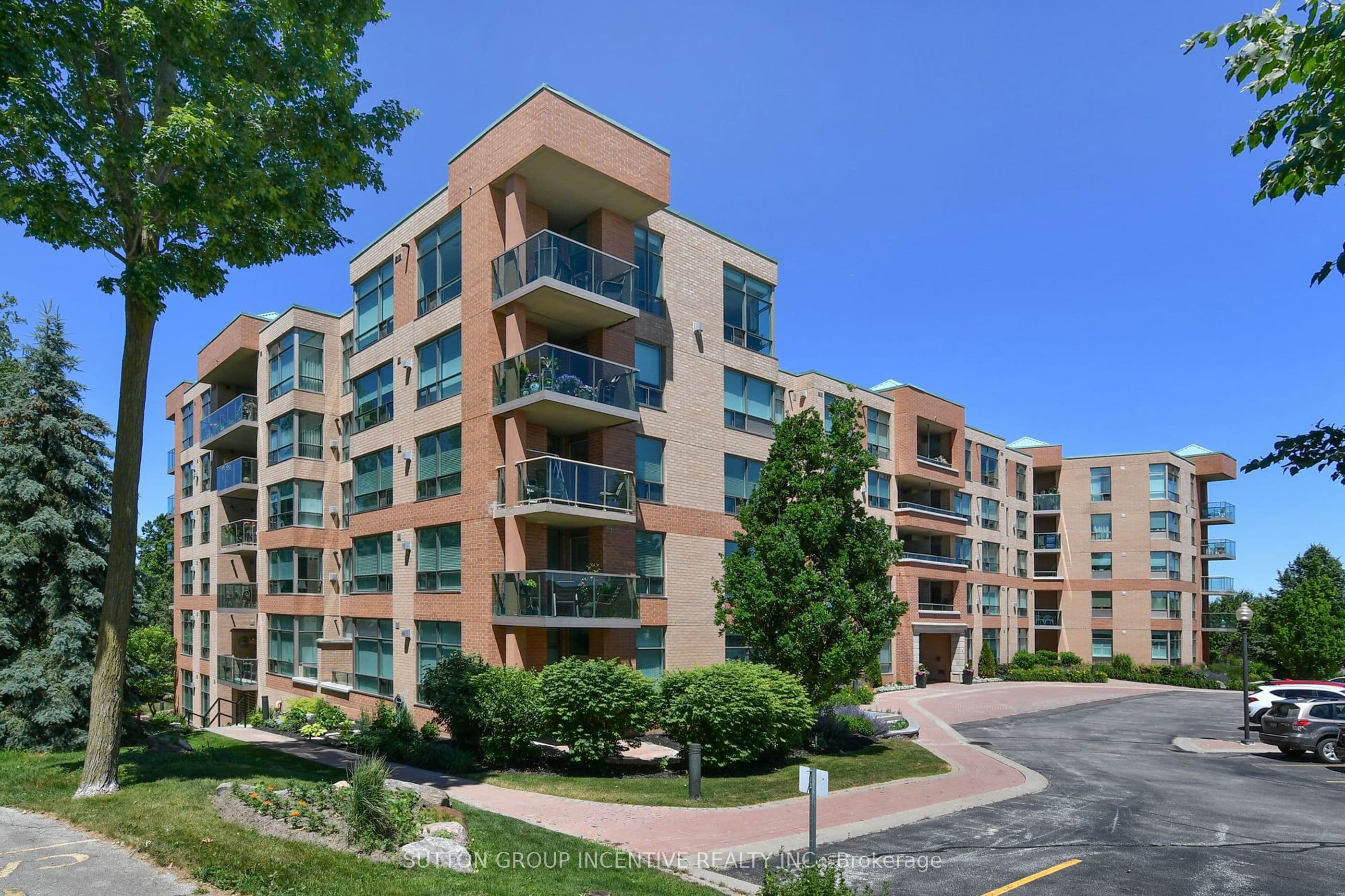 Unit 308 4 Briar Hill Heights photo 1