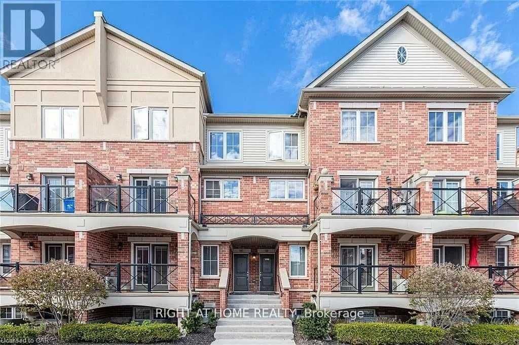 Unit 17 2450 Post Road photo 1