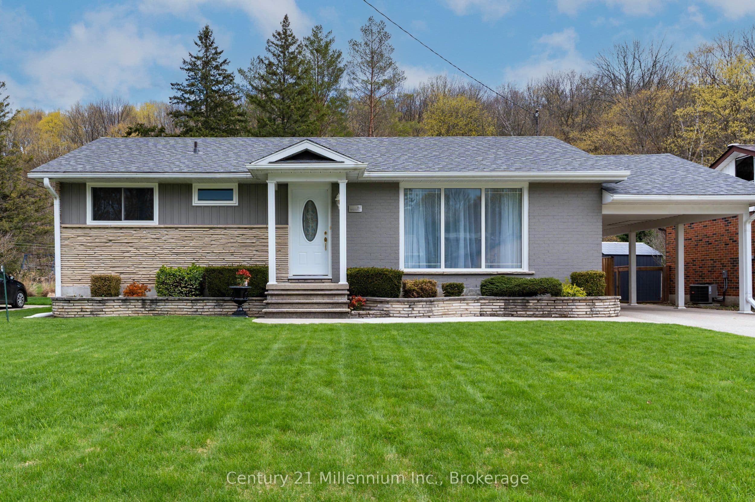 181 7th Avenue photo 1