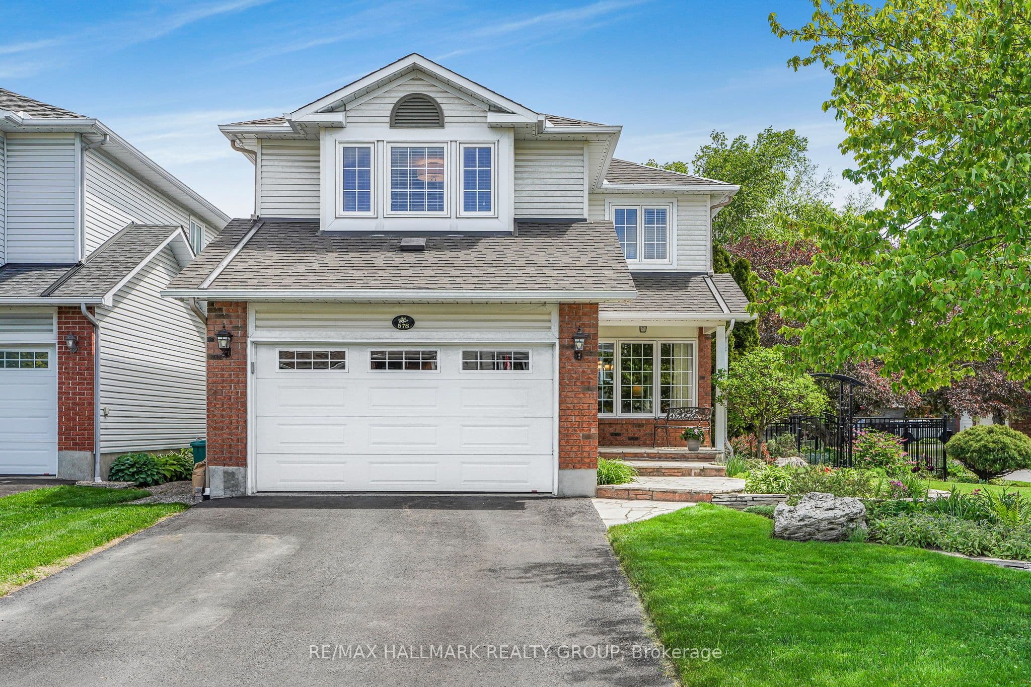 578 TOURELLE Drive photo 1