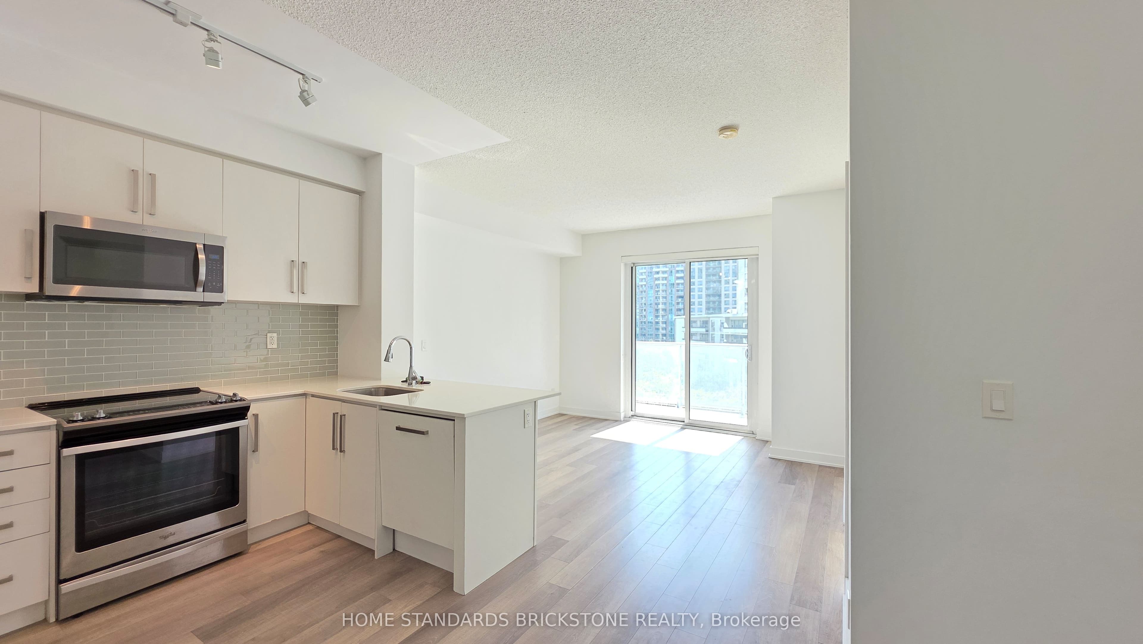 Unit 512 5180 Yonge Street photo 1
