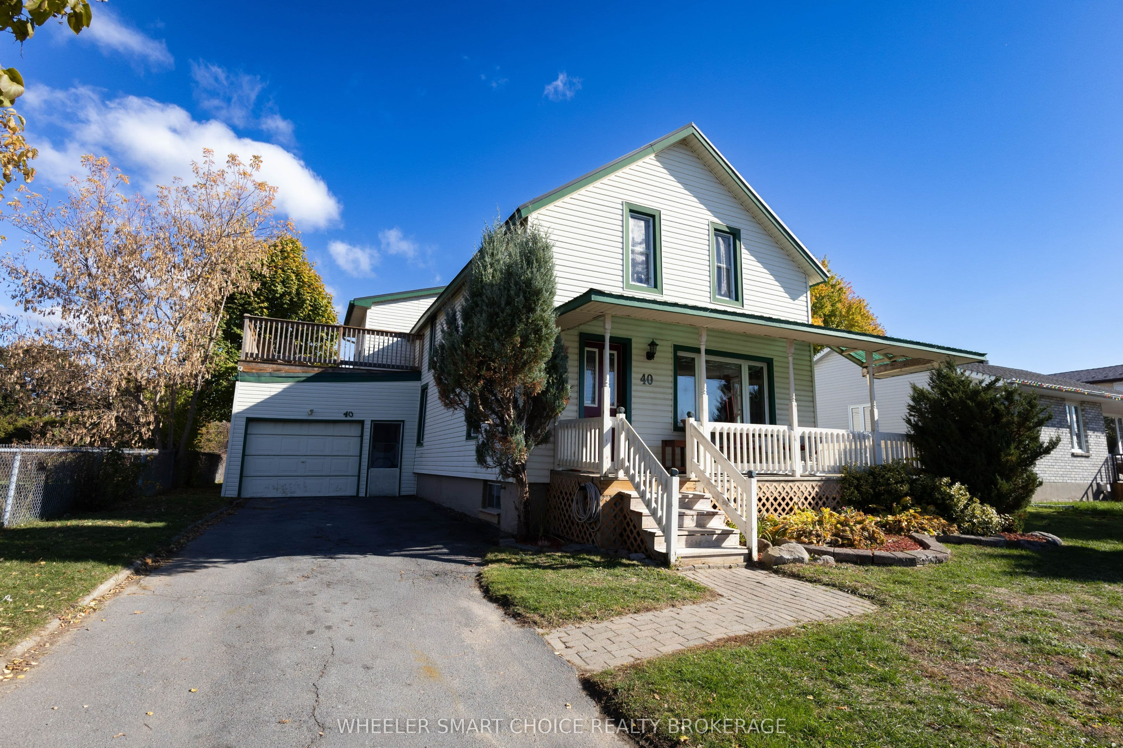 40 St Laurent Avenue photo 1