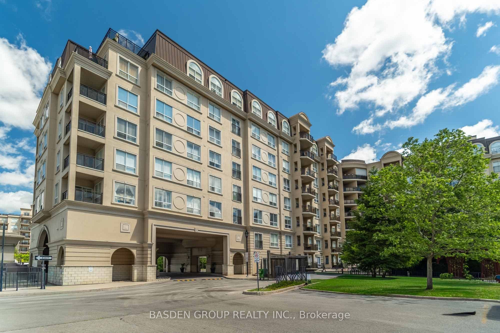 Unit 309 1 Maison Parc Court photo 1