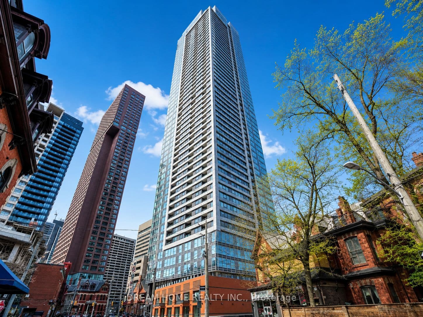 Unit 1601 609 Sherbourne Street photo 1