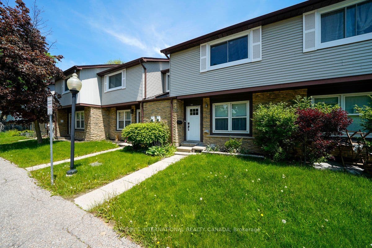 Unit 34 120 Falconer Drive photo 1