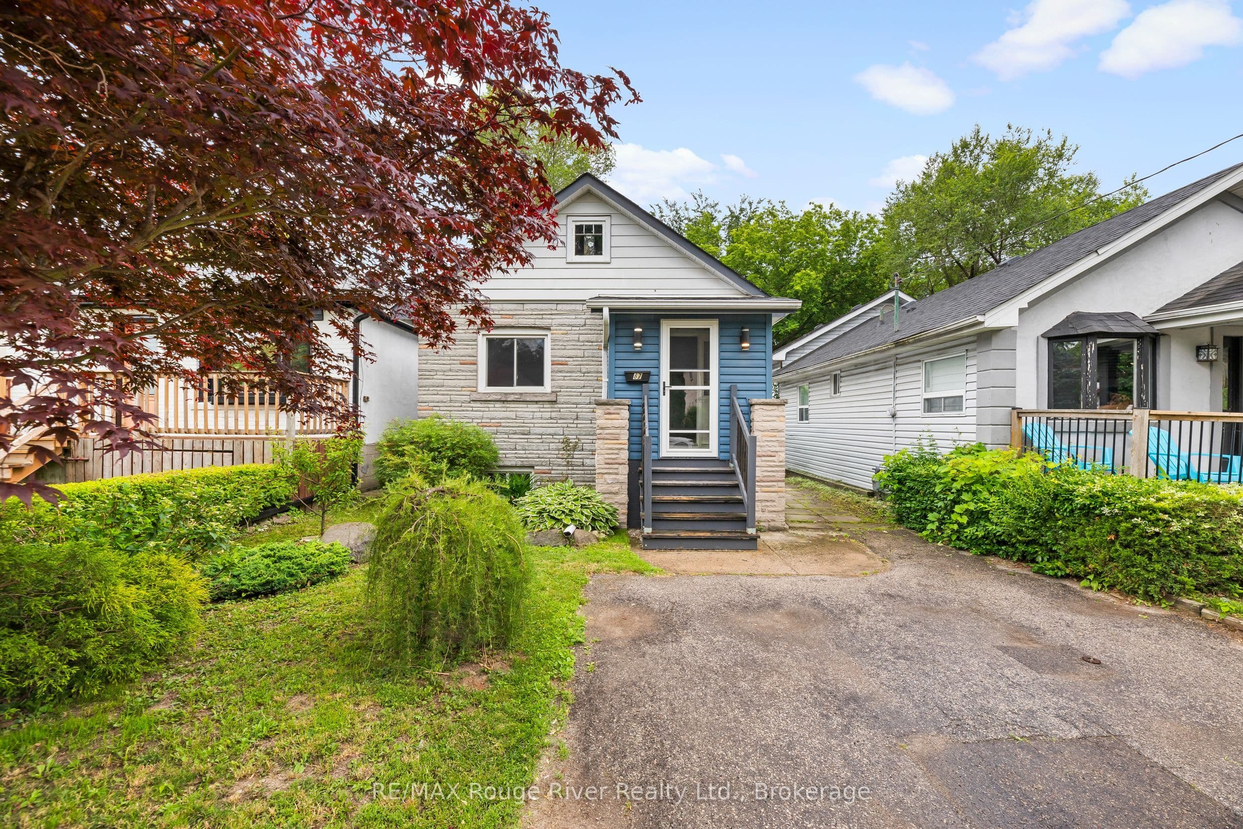 87 Craiglee Drive photo 1