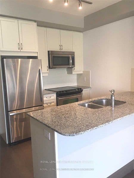 Unit 119 701 Sheppard Avenue photo 1