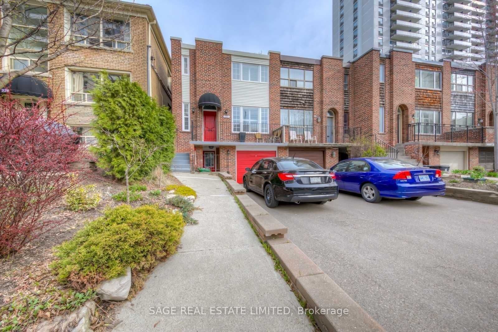 Unit Main 230 Balliol Street photo 1