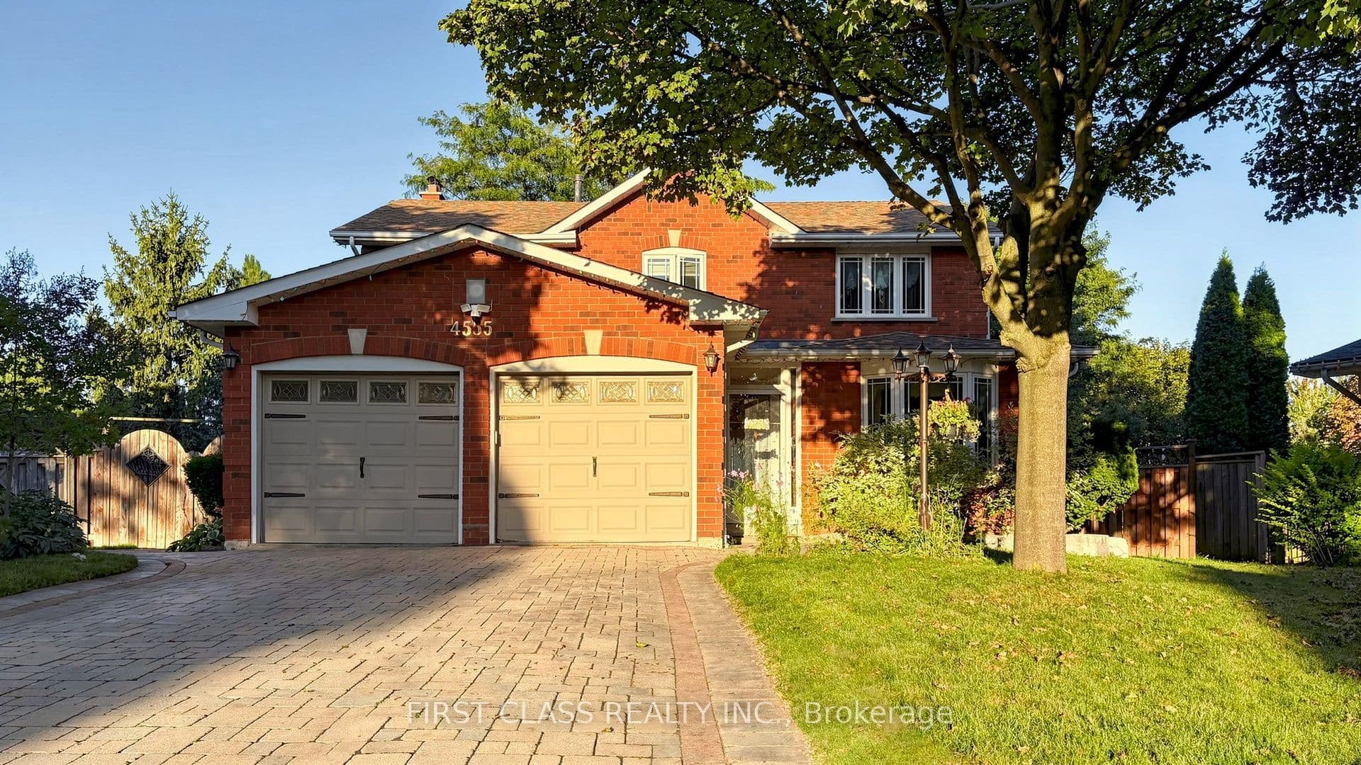 4555 Carpenter Court photo 1
