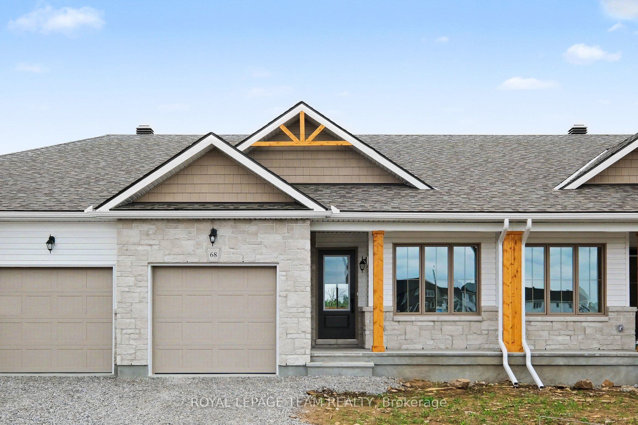 68 Doctor Agnes Craine Drive photo 1