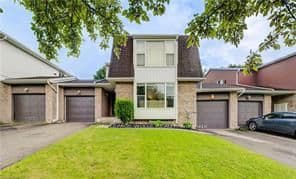 19 Hillbrook Crescent photo 1