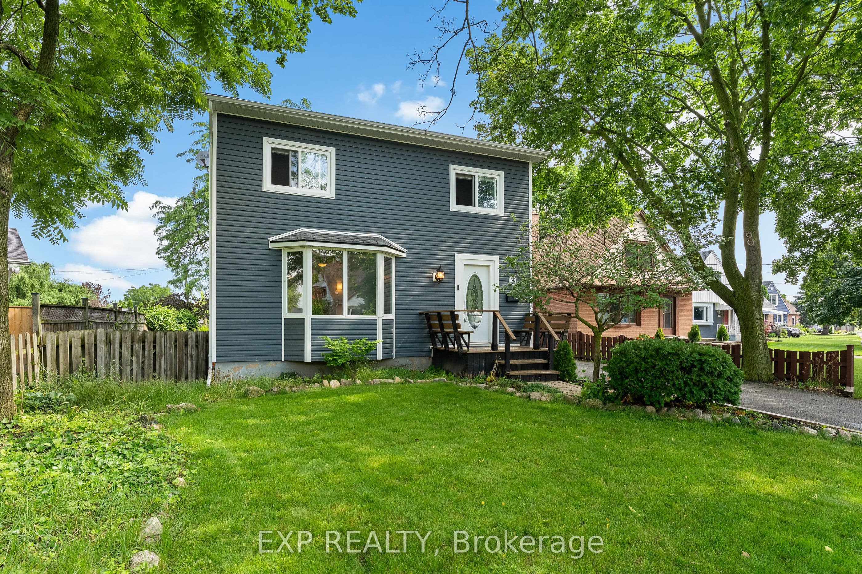 3 WINNIFRED Avenue photo 1