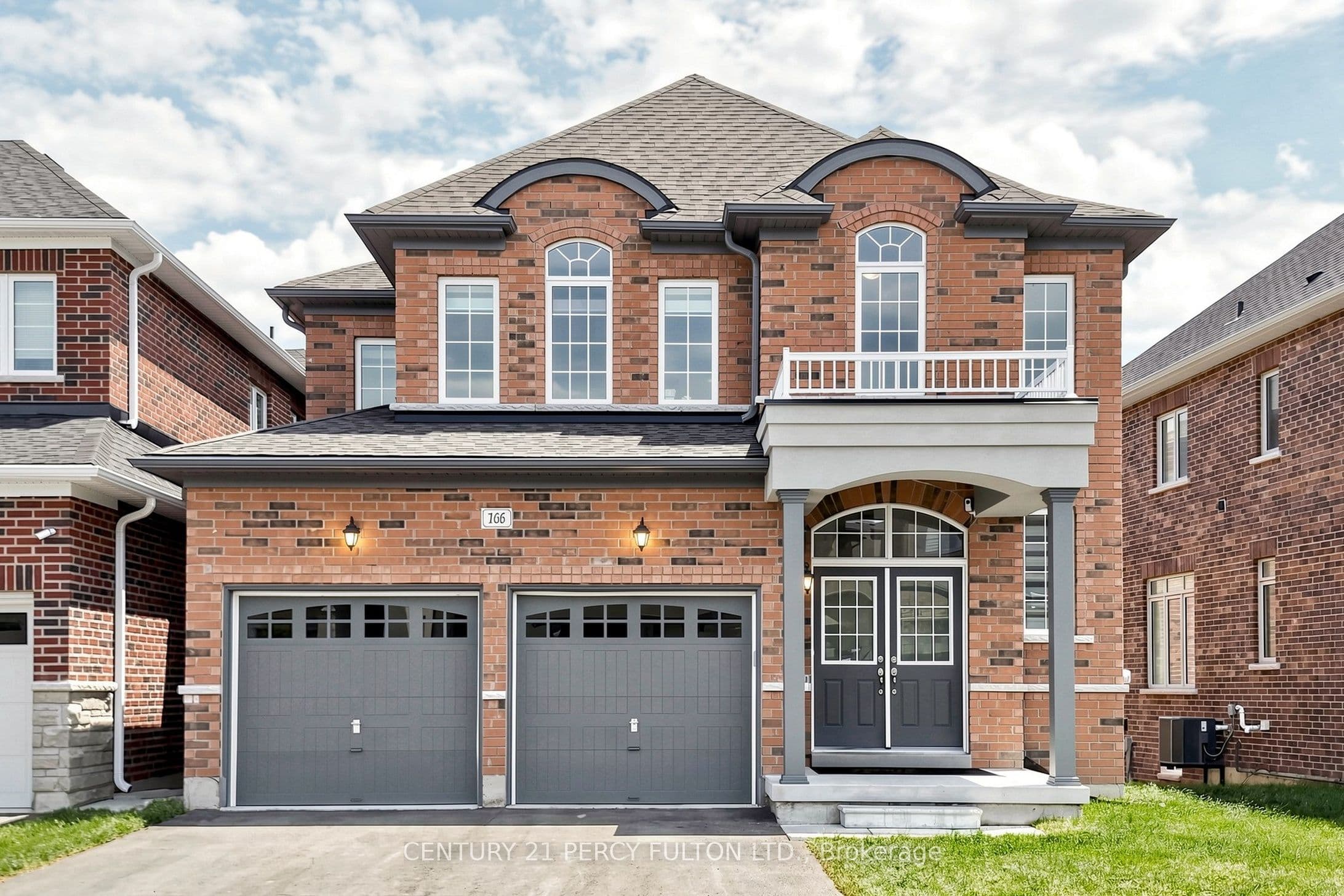 166 Ferragine Crescent photo 1