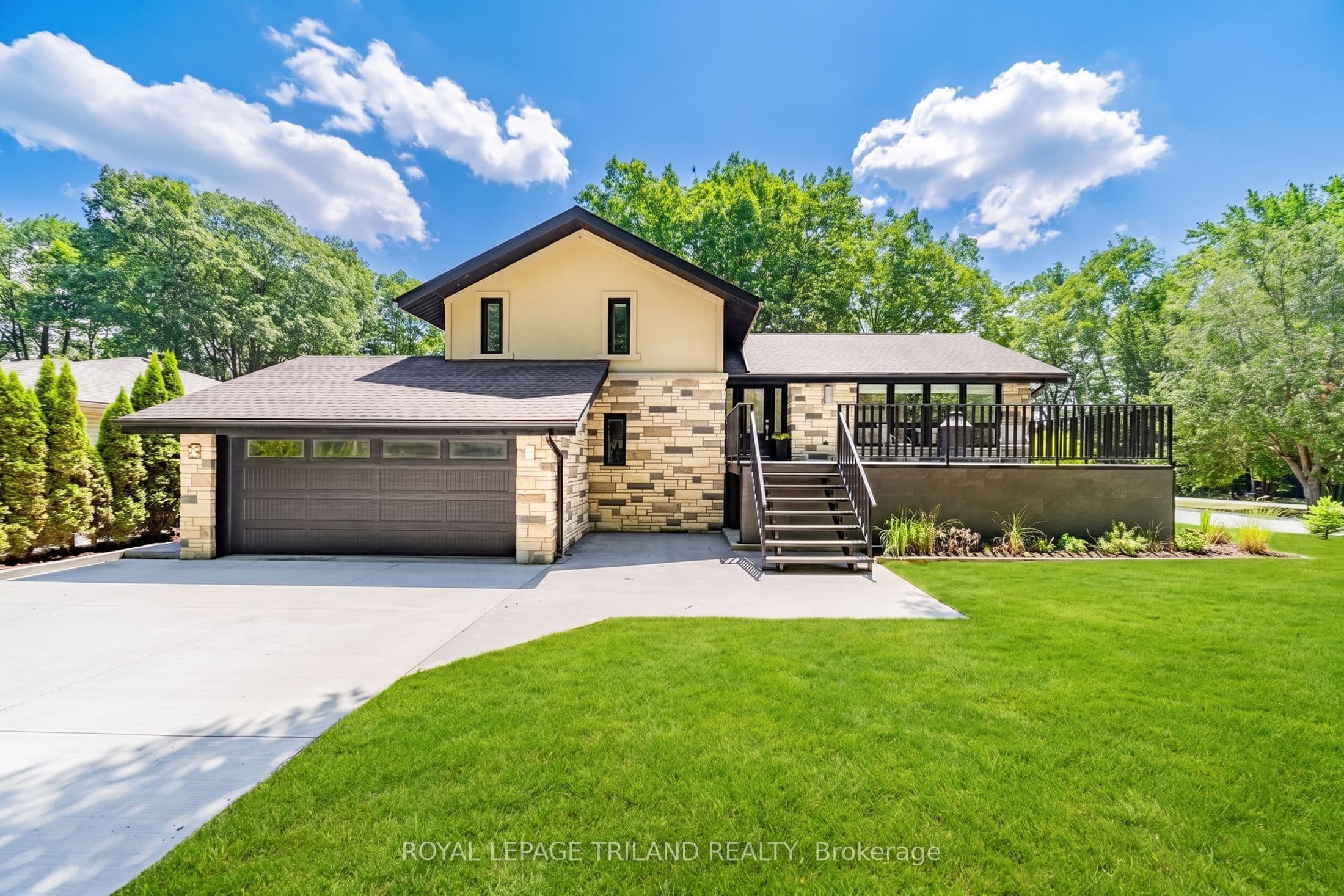9653 Joanne Avenue photo 1