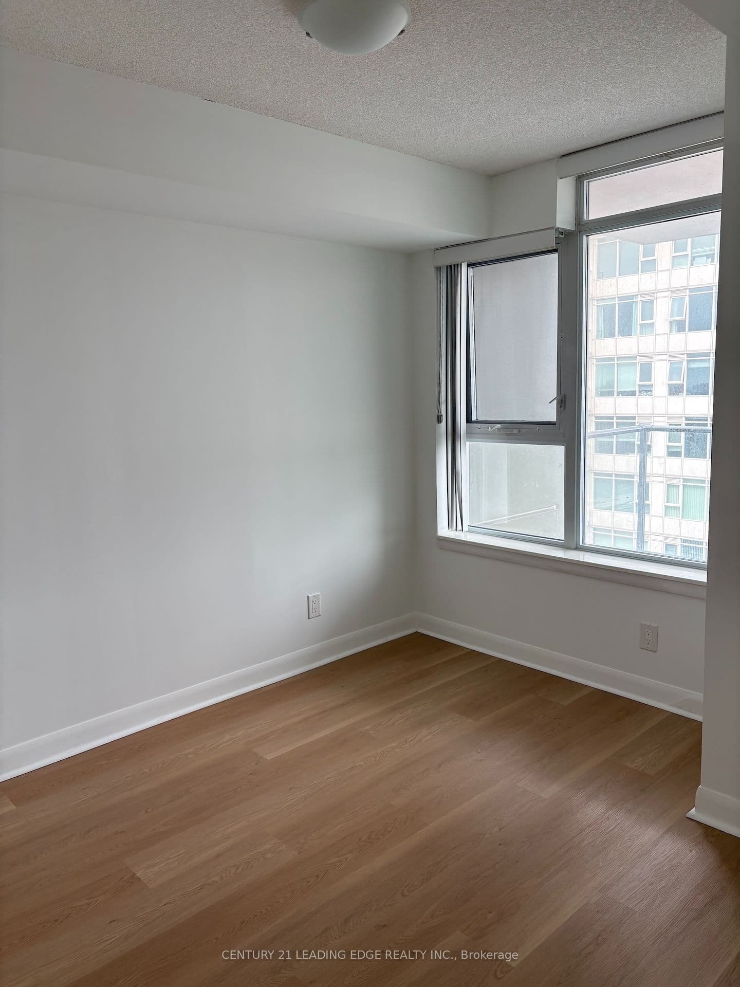 Unit 2911 190 Borough Drive photo 1