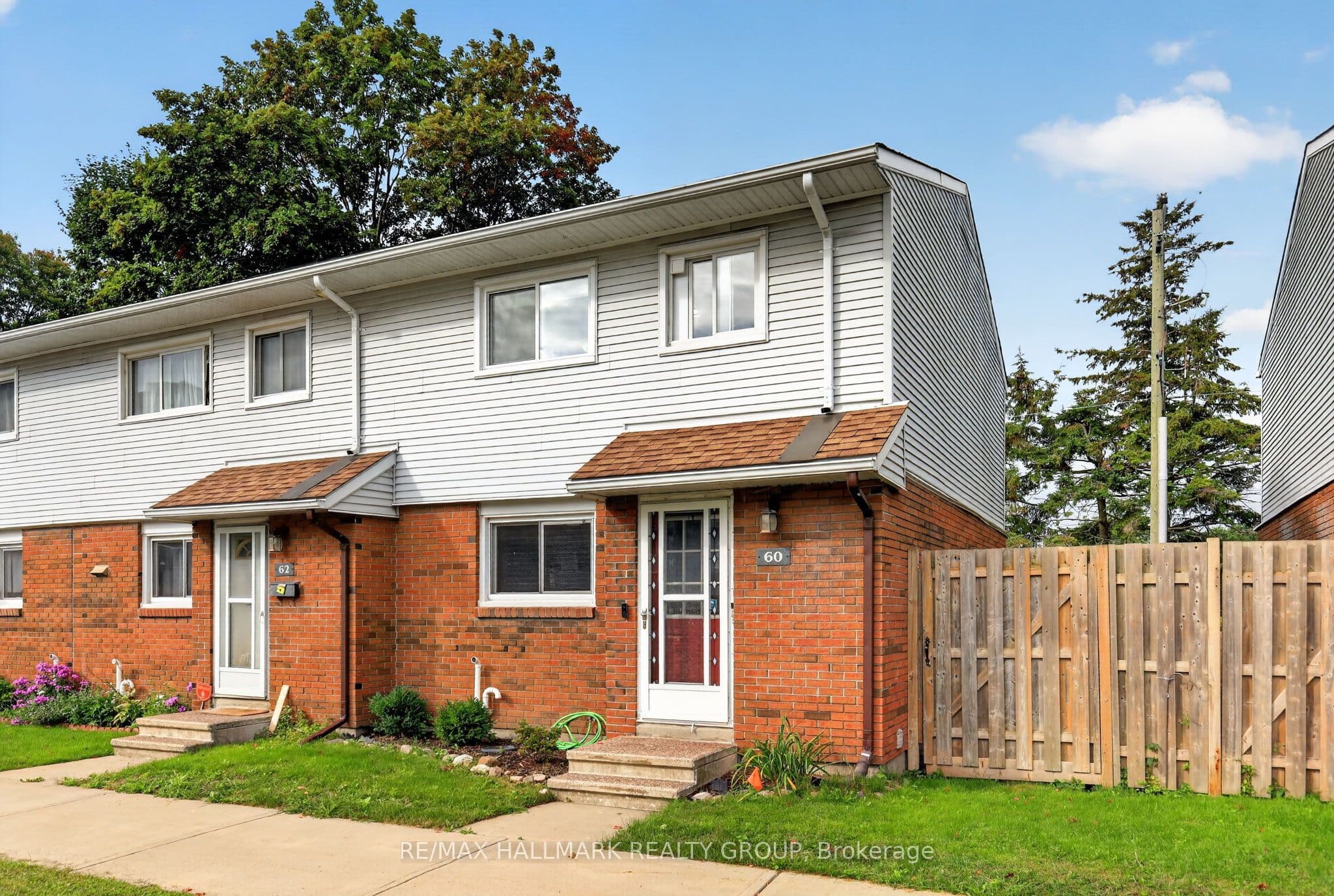 Unit 60 1045 Morrison Drive photo 1